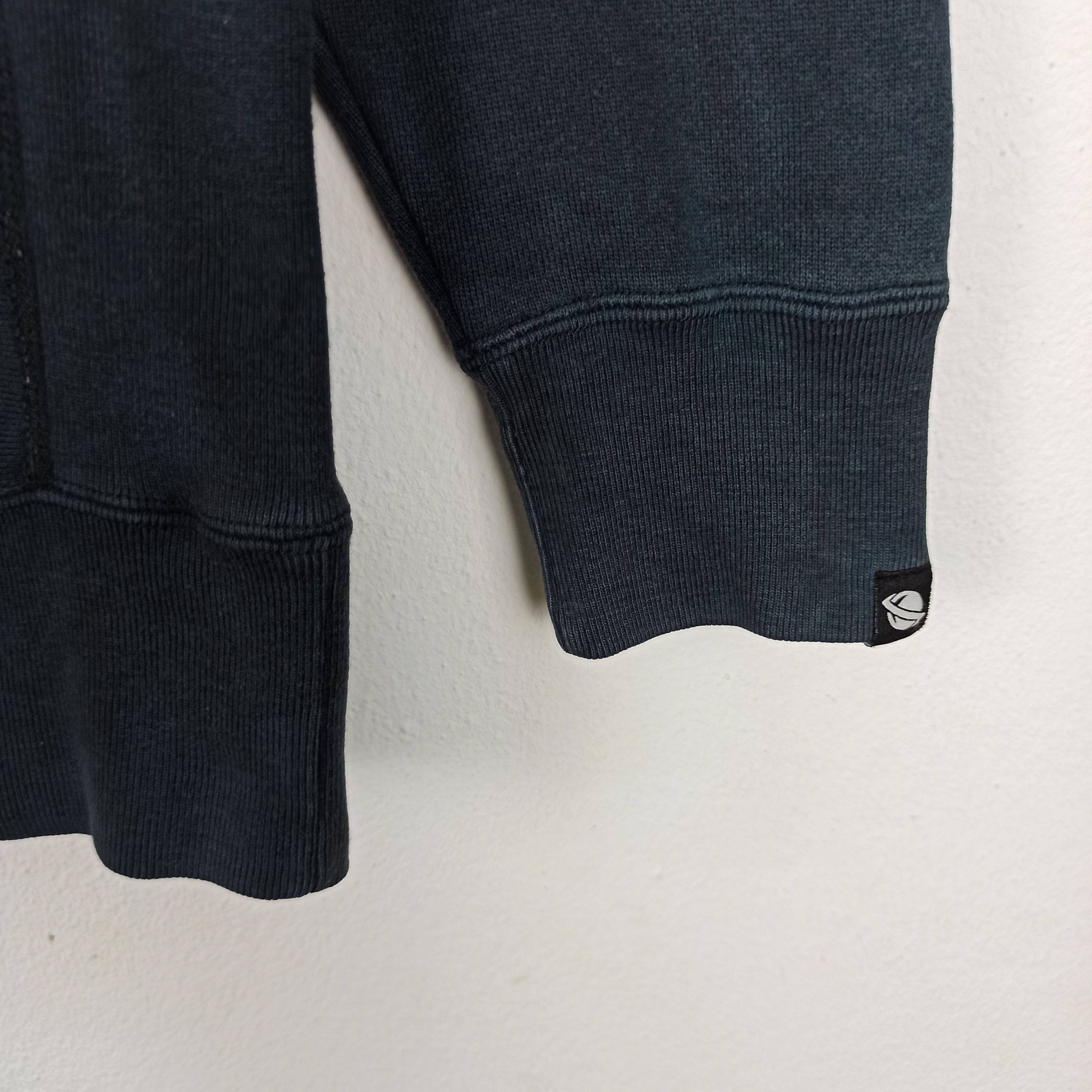 Lost Enterprises Vintage LOST ENTERPRISES Sweatshirt Nice Faded Black Size US L / EU 52-54 / 3 - 5 Thumbnail