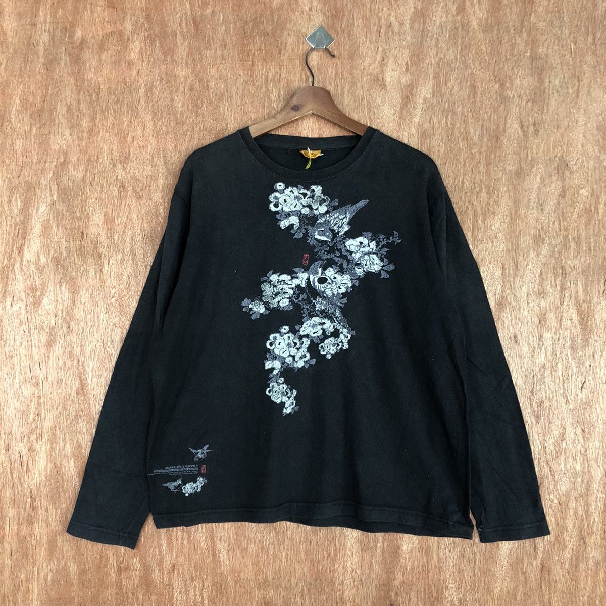 image of Art Japan Tree Gold Experience Brand Sweatshirt 1594 in Dark Blue, Men's (Size Large)