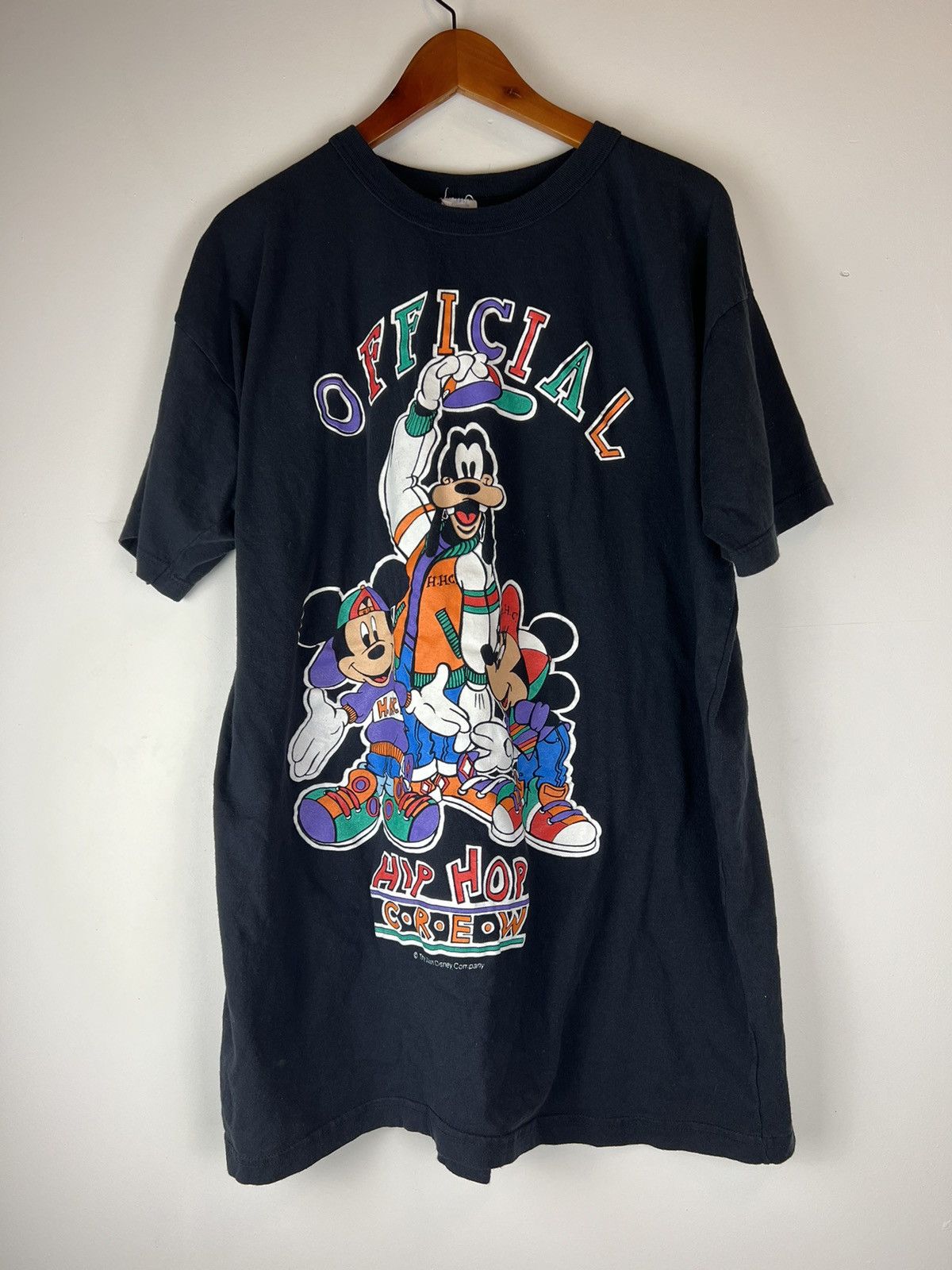 Disney Vintage Disney Hip Hop Official Crew Sleepwear Tee Size US XL / EU 56 / 4 - 1 Thumbnail