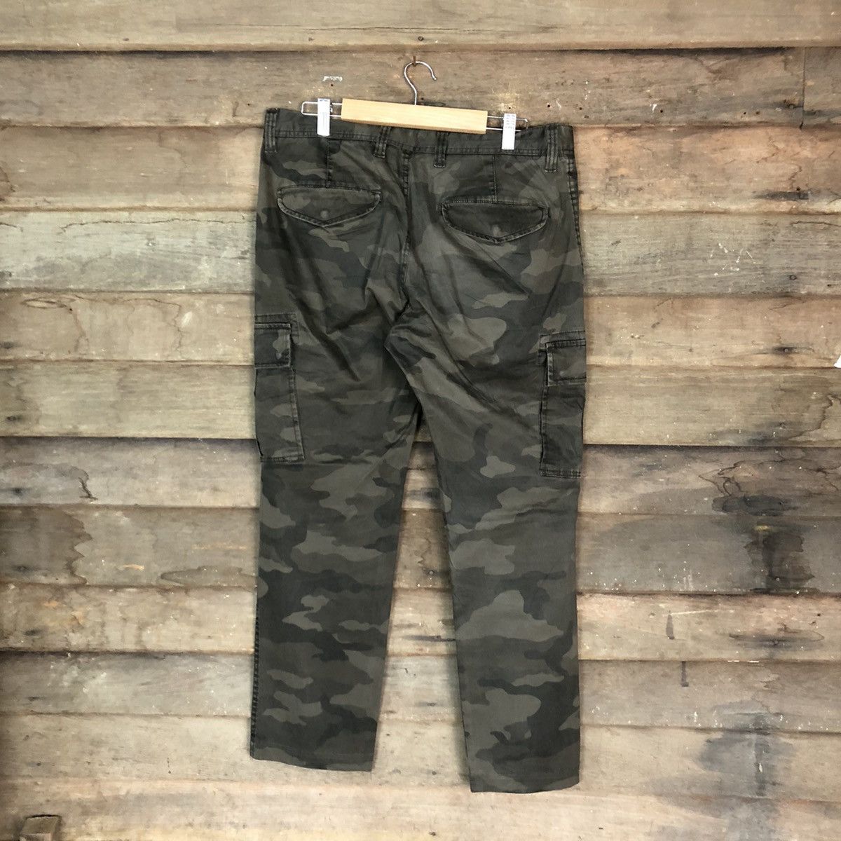 Japanese Brand Uniqlo Green Military Cargo Multipocket Pants #6741 Size US 33 - 8 Thumbnail
