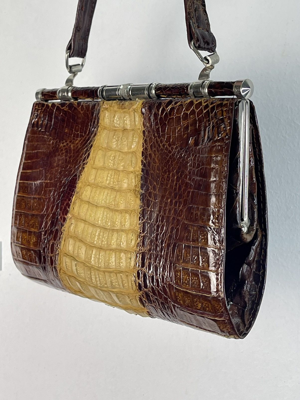 Genuine Leather × Handmade × Vintage 🔥1960'S-70'S 2-TONE HORNBACK CROCODILE SKIN CLUTCH HANDBAG Size ONE SIZE - 8 Thumbnail