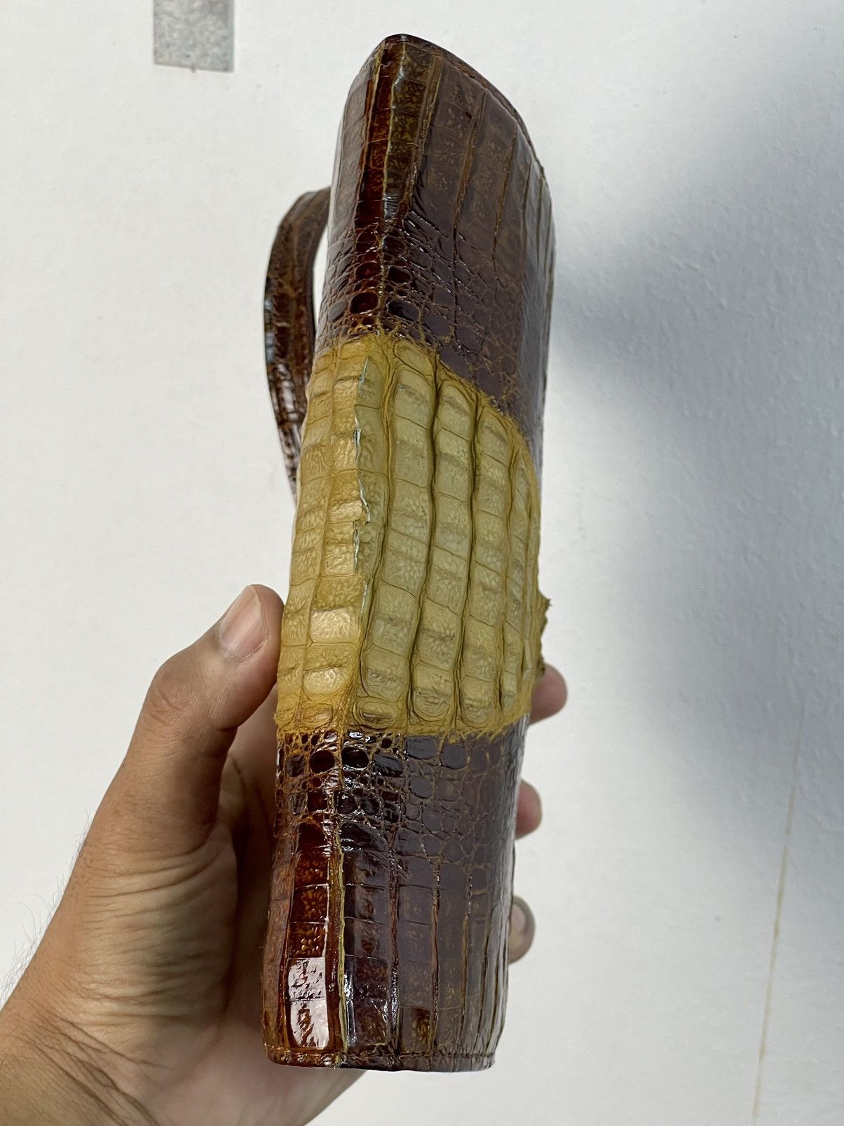 Genuine Leather × Handmade × Vintage 🔥1960'S-70'S 2-TONE HORNBACK CROCODILE SKIN CLUTCH HANDBAG Size ONE SIZE - 15 Thumbnail