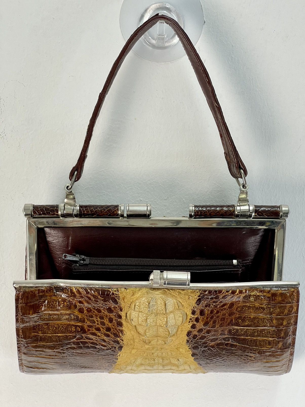 Genuine Leather × Handmade × Vintage 🔥1960'S-70'S 2-TONE HORNBACK CROCODILE SKIN CLUTCH HANDBAG Size ONE SIZE - 10 Thumbnail