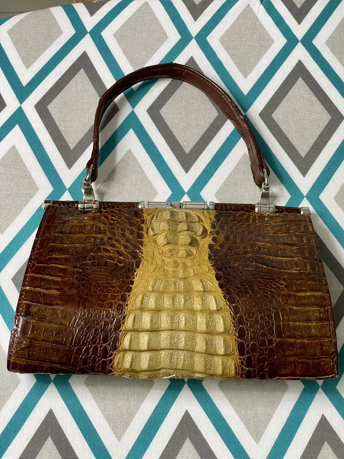 Genuine Leather × Handmade × Vintage 🔥1960'S-70'S 2-TONE HORNBACK CROCODILE SKIN CLUTCH HANDBAG Size ONE SIZE - 18 Thumbnail