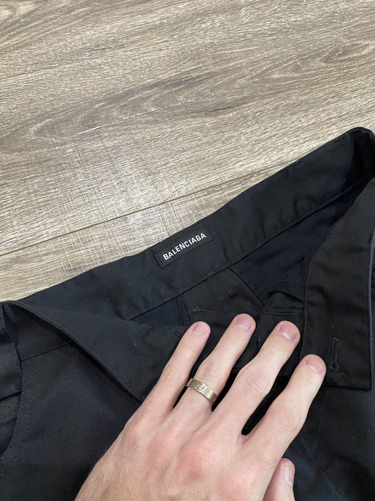 Balenciaga Balenciaga SS20 Multi-pocket cargo pants Size US 30 / EU 46 - 7 Thumbnail