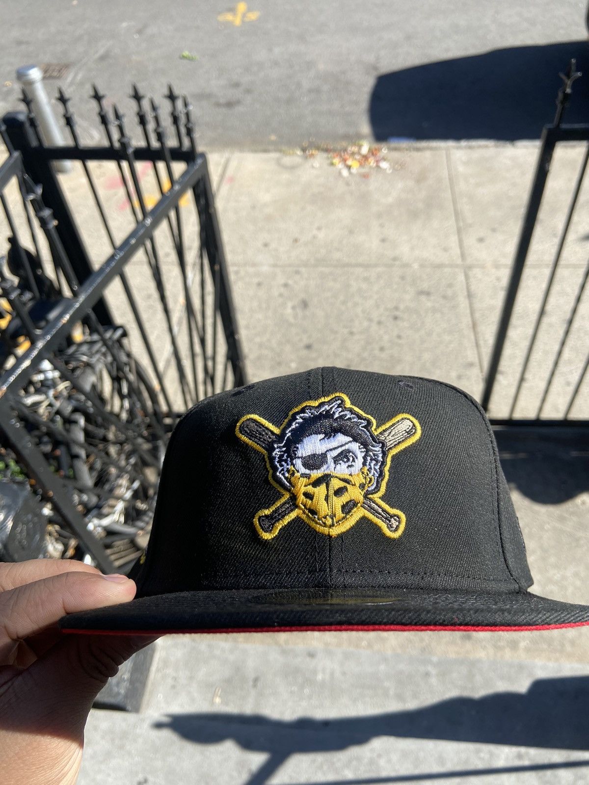 Hat Club × MLB × New Era 7 1/2 Covid Pirate Red UV New Era Fitted Size ONE SIZE - 4 Thumbnail