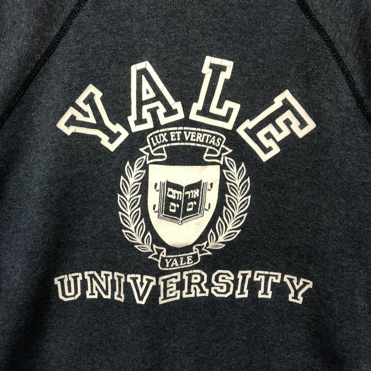 Other Vintage Yale University Crewneck Size US M / EU 48-50 / 2 - 3 Thumbnail