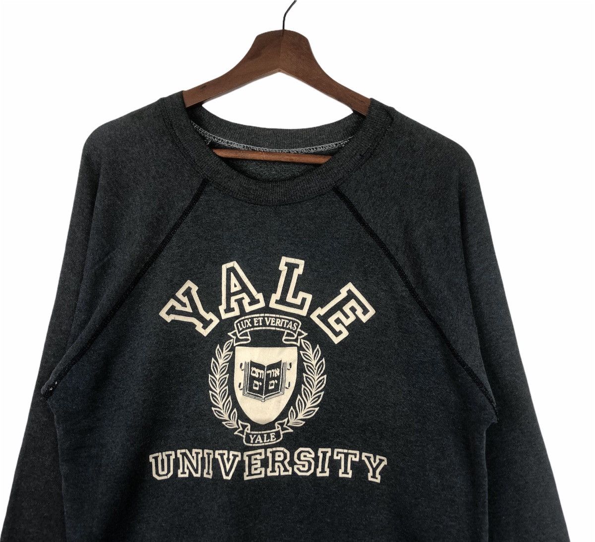 Other Vintage Yale University Crewneck Size US M / EU 48-50 / 2 - 2 Thumbnail