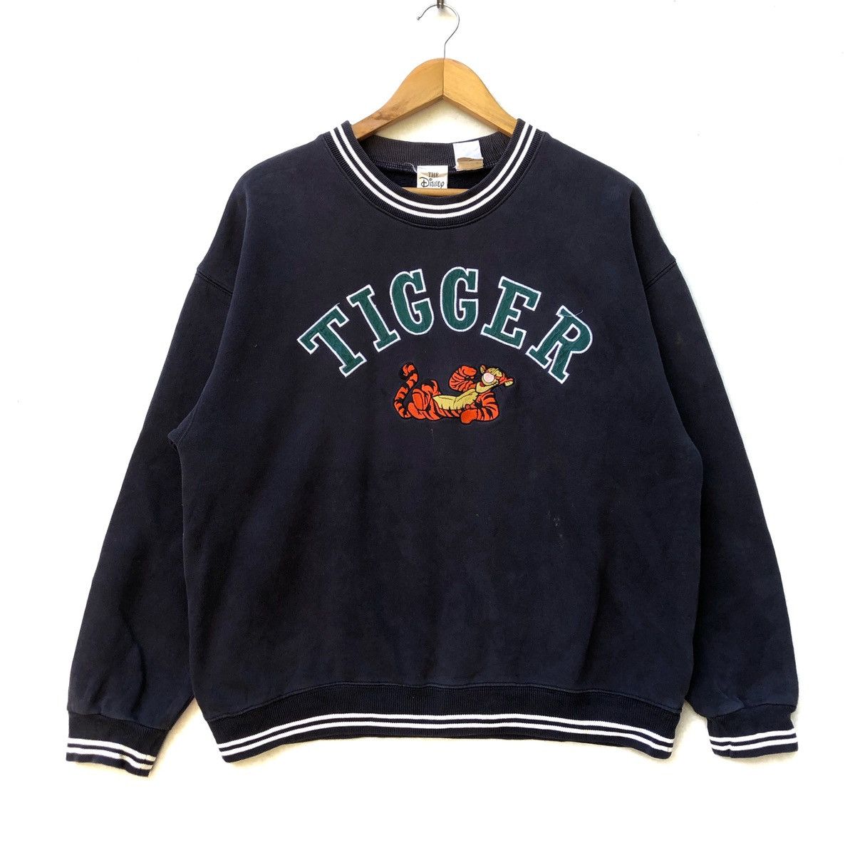 VINTAGE TIGGER CARTOON POOH