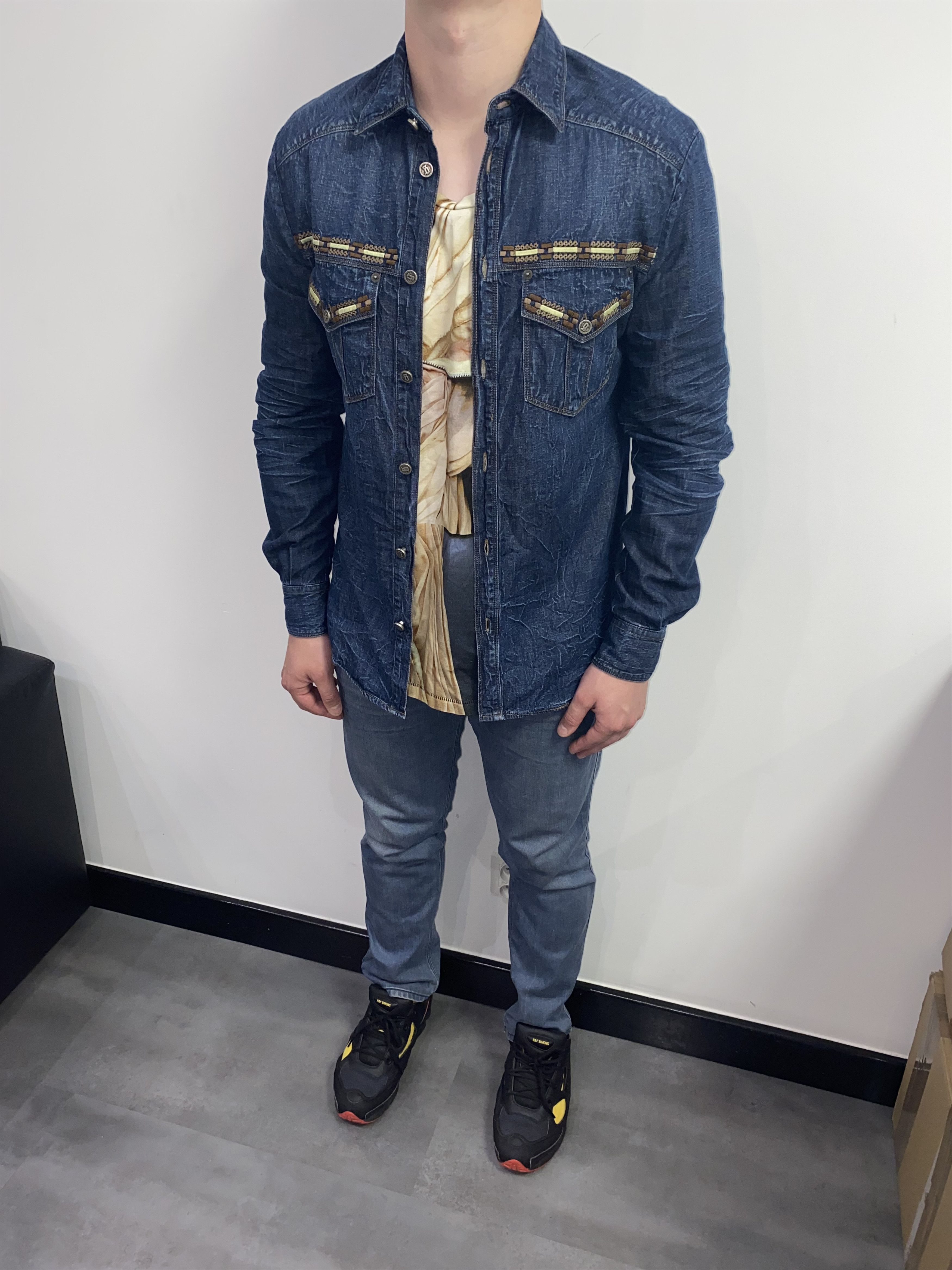 John Galliano Galliano Hand Embroidered Denim Button Up Shirt Size US S / EU 44-46 / 1 - 7 Thumbnail