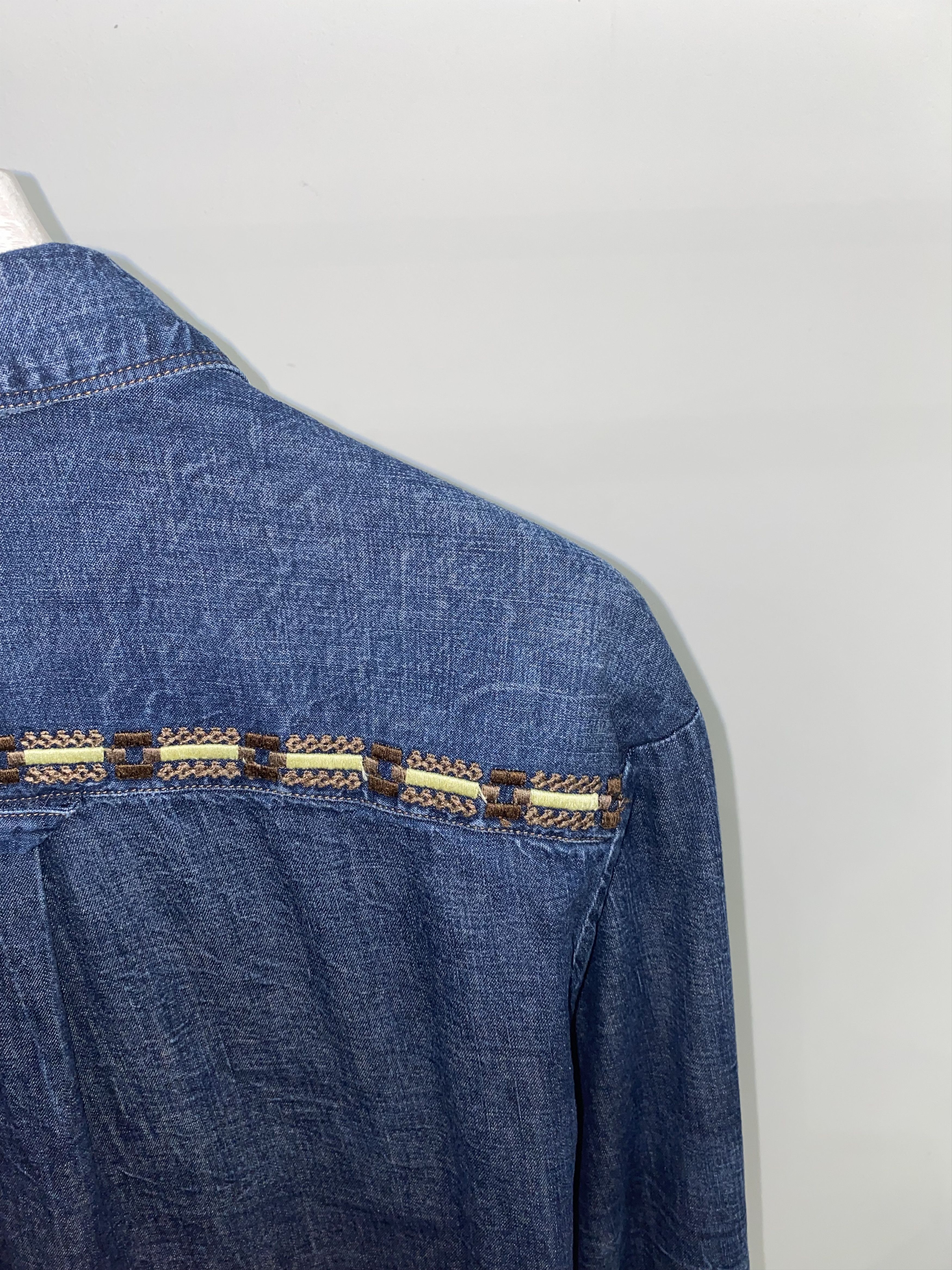 John Galliano Galliano Hand Embroidered Denim Button Up Shirt Size US S / EU 44-46 / 1 - 5 Thumbnail