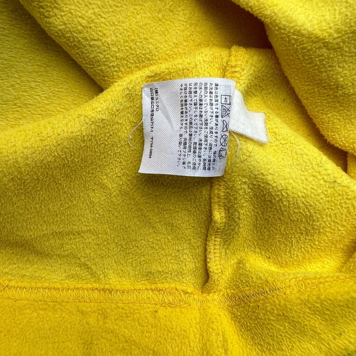 Japanese Brand × Jun Takahashi × Uniqlo VINTAGE UNIQLO HALF ZIPPER MICRO FLEECE SWEATER Size US XL / EU 56 / 4 - 12 Thumbnail