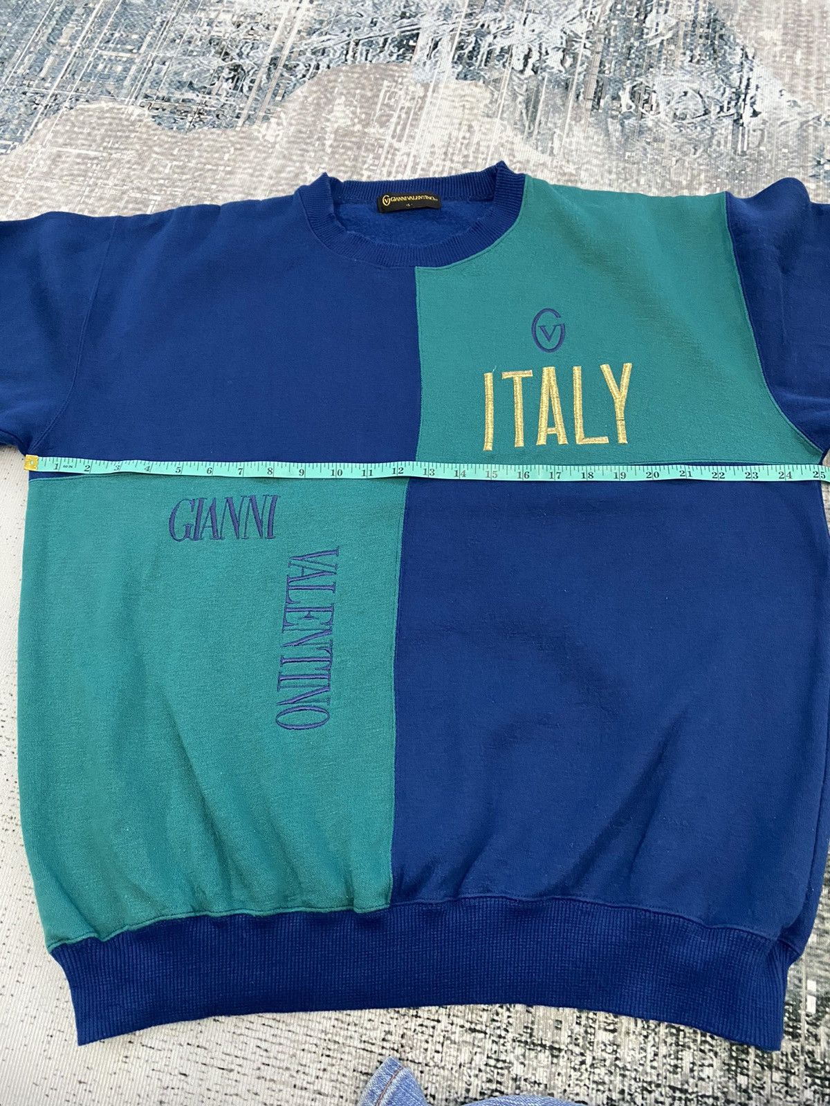 Gianni Valentino Vintage Gianni Valentino Crewneck Size US L / EU 52-54 / 3 - 7 Thumbnail