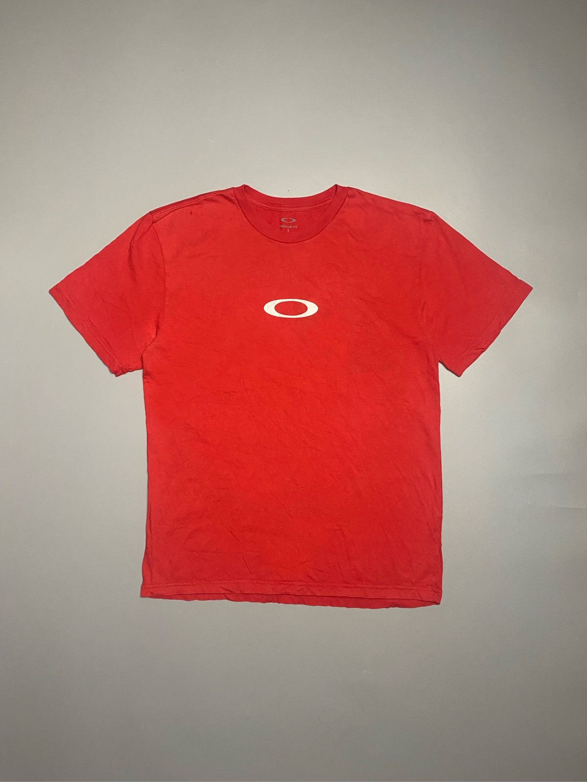 Oakley Oakley O vintage middle print logo t-shirt Size US L / EU 52-54 / 3 - 2 Thumbnail