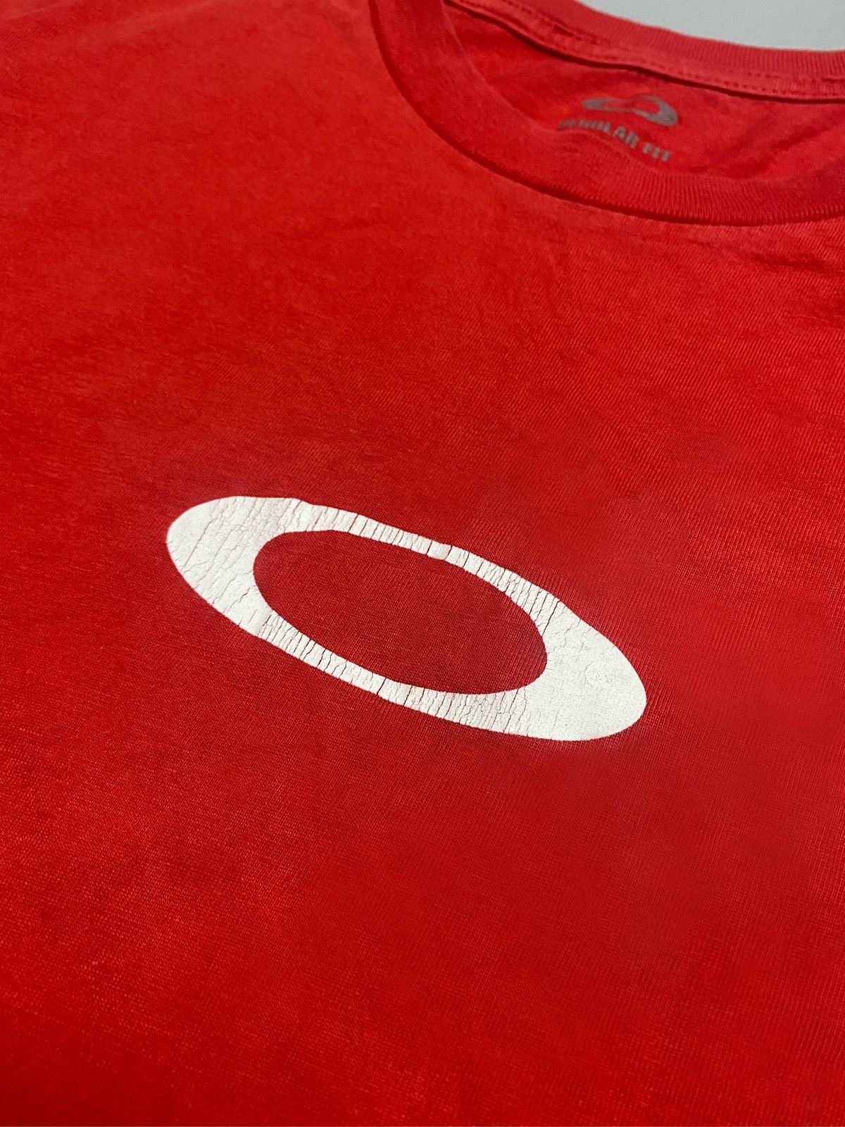 Oakley Oakley O vintage middle print logo t-shirt Size US L / EU 52-54 / 3 - 3 Thumbnail