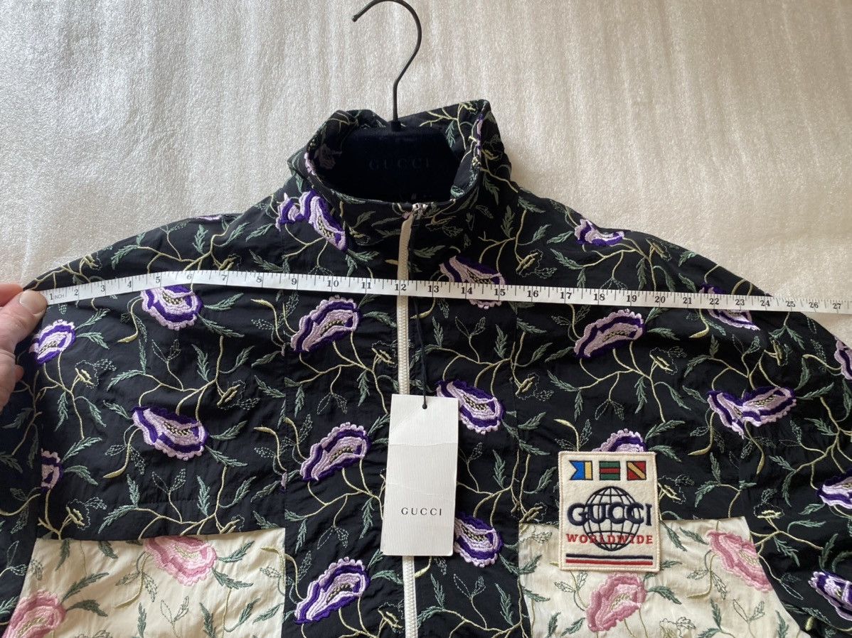 Gucci SS20 Gucci worldwide embroidered tracksuit jacket $5000 Size US M / EU 48-50 / 2 - 13 Thumbnail
