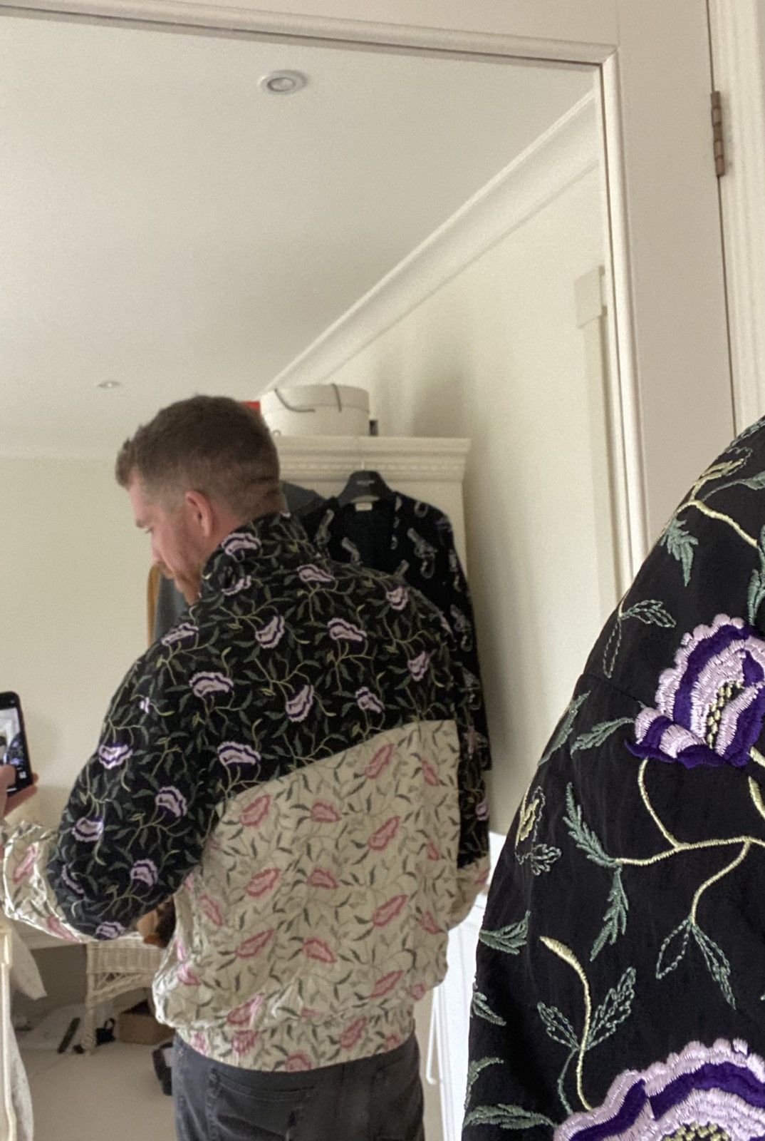 Gucci SS20 Gucci worldwide embroidered tracksuit jacket $5000 Size US M / EU 48-50 / 2 - 7 Thumbnail