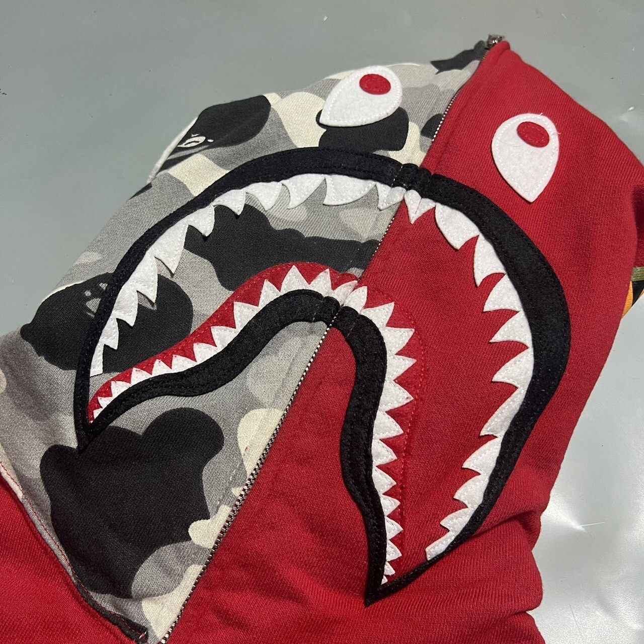 Bape BAPE shark full zip hoodie Red/gray camo Size US M / EU 48-50 / 2 - 3 Thumbnail