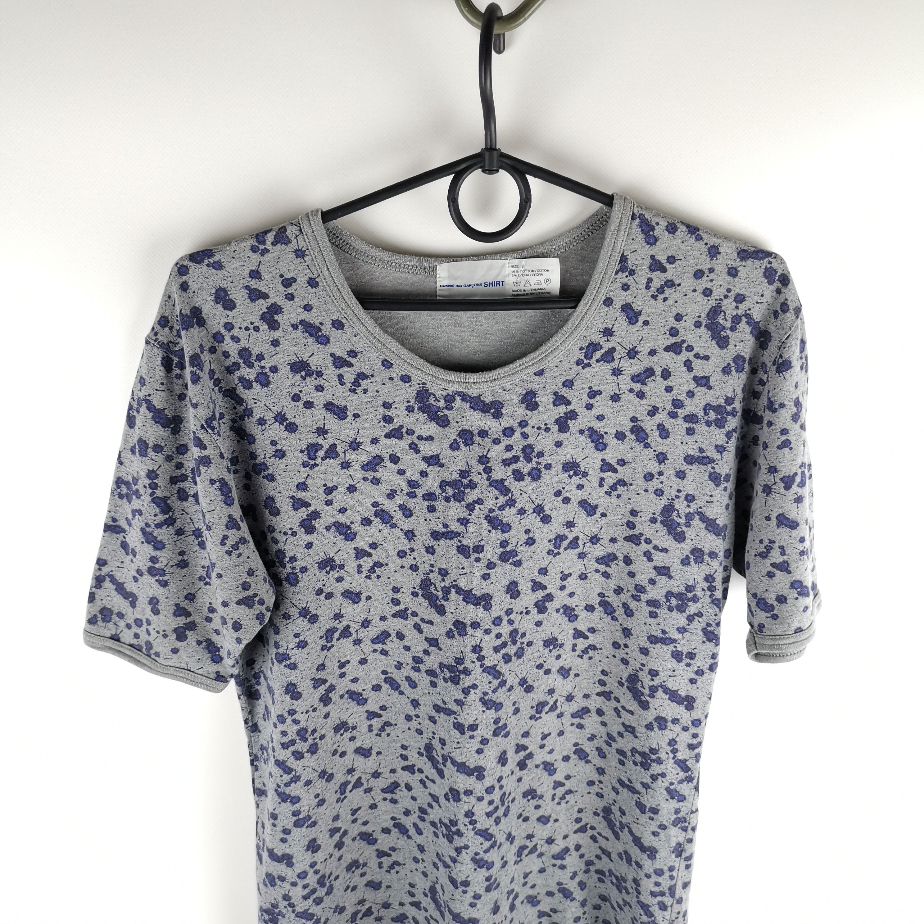 CDG by Comme des Garcons Comme des garcons gray multiprint pattern tee shirt Size US S / EU 44-46 / 1 - 4 Thumbnail
