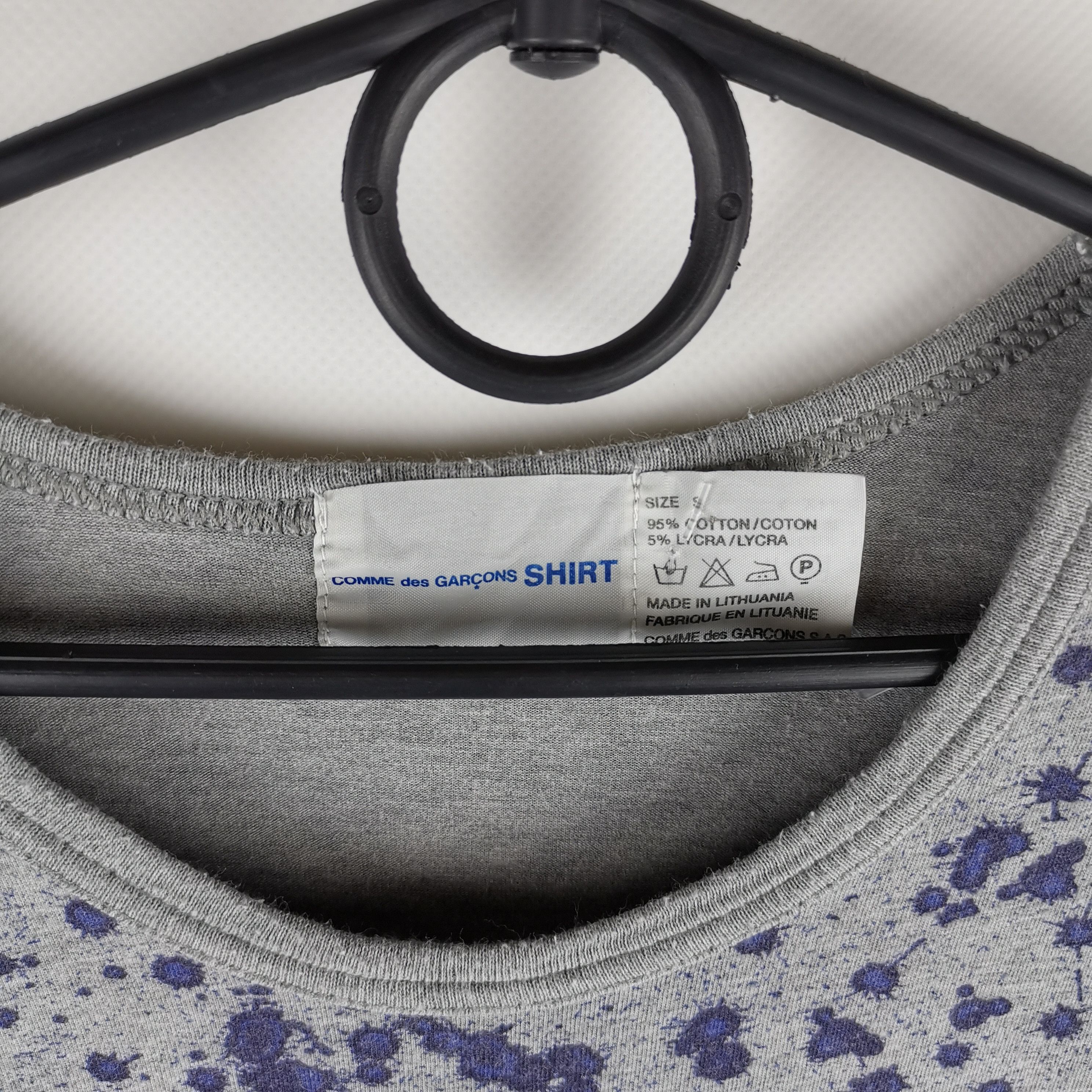 CDG by Comme des Garcons Comme des garcons gray multiprint pattern tee shirt Size US S / EU 44-46 / 1 - 3 Thumbnail