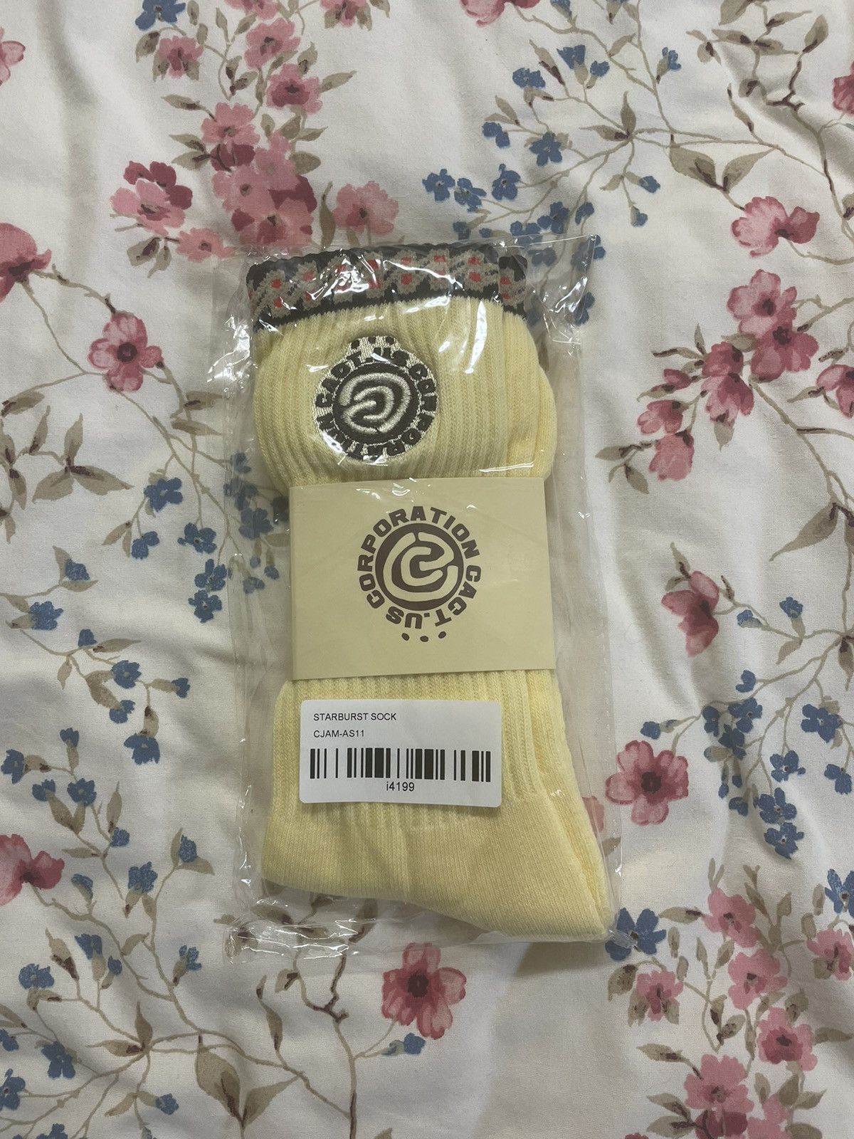 Travis Scott Travis Scott Cactus Jack Starburst Socks Cream Size ONE SIZE - 1 Thumbnail