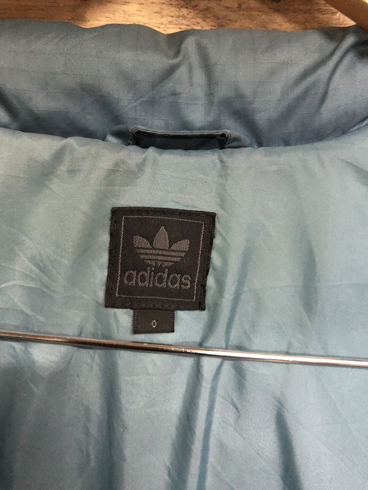 Adidas Adidas Trefoil Puffer Jacket Patch Logo Design Size US XL / EU 56 / 4 - 11 Thumbnail