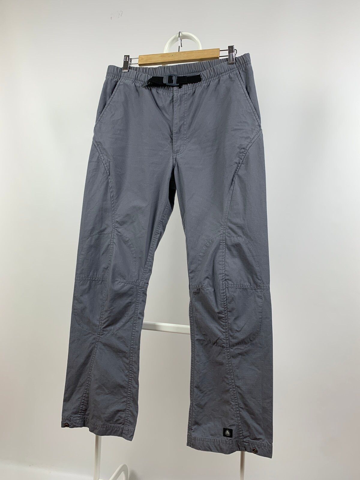 Vintage 00s Vintage Nike ACG Grey Like Cargo Pants | Grailed