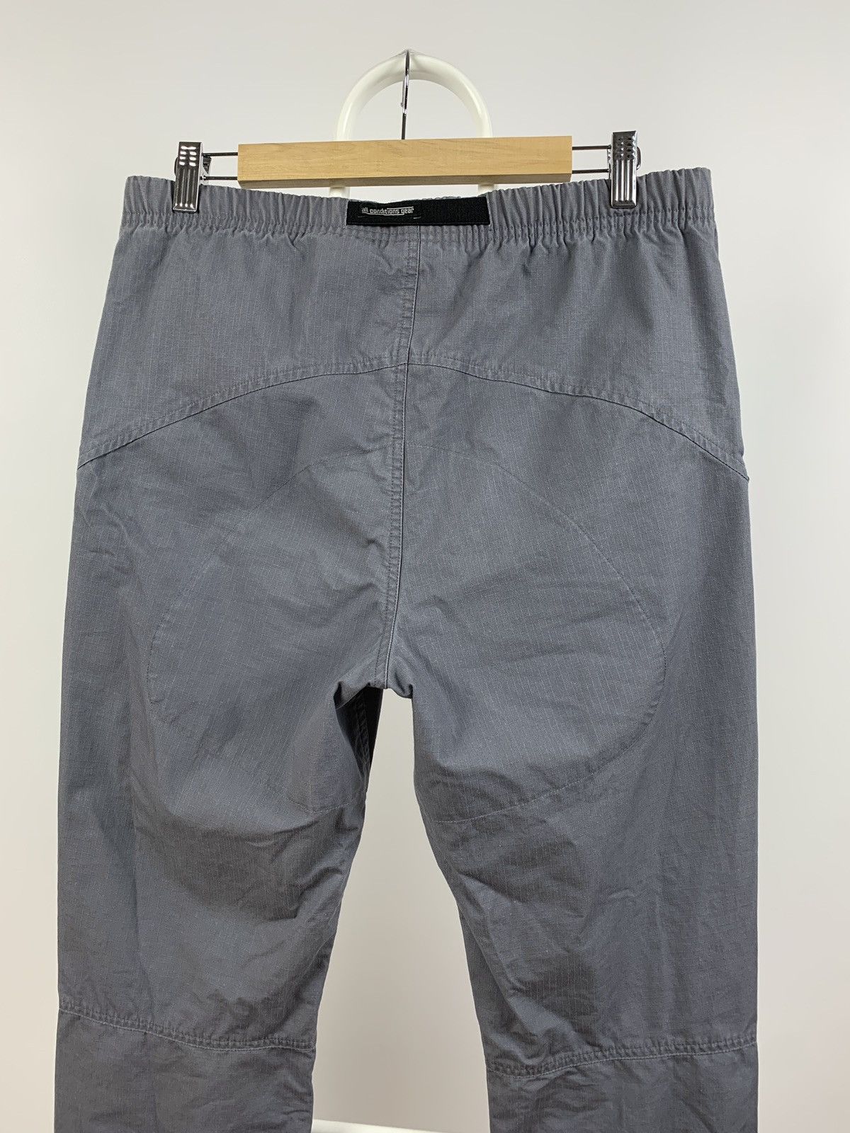 Nike ACG 00s Vintage Nike ACG Grey Like Cargo Pants Size US 30 / EU 46 - 11 Thumbnail