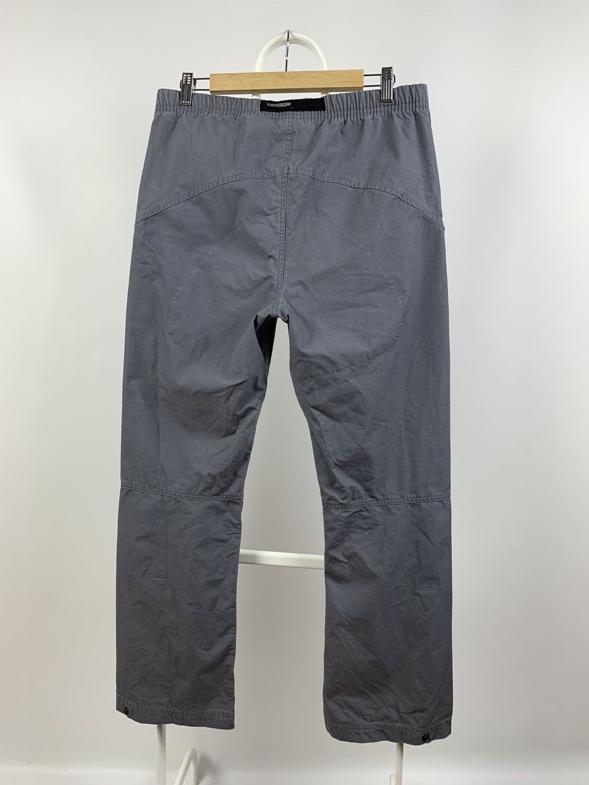 Nike ACG 00s Vintage Nike ACG Grey Like Cargo Pants Size US 30 / EU 46 - 2 Thumbnail