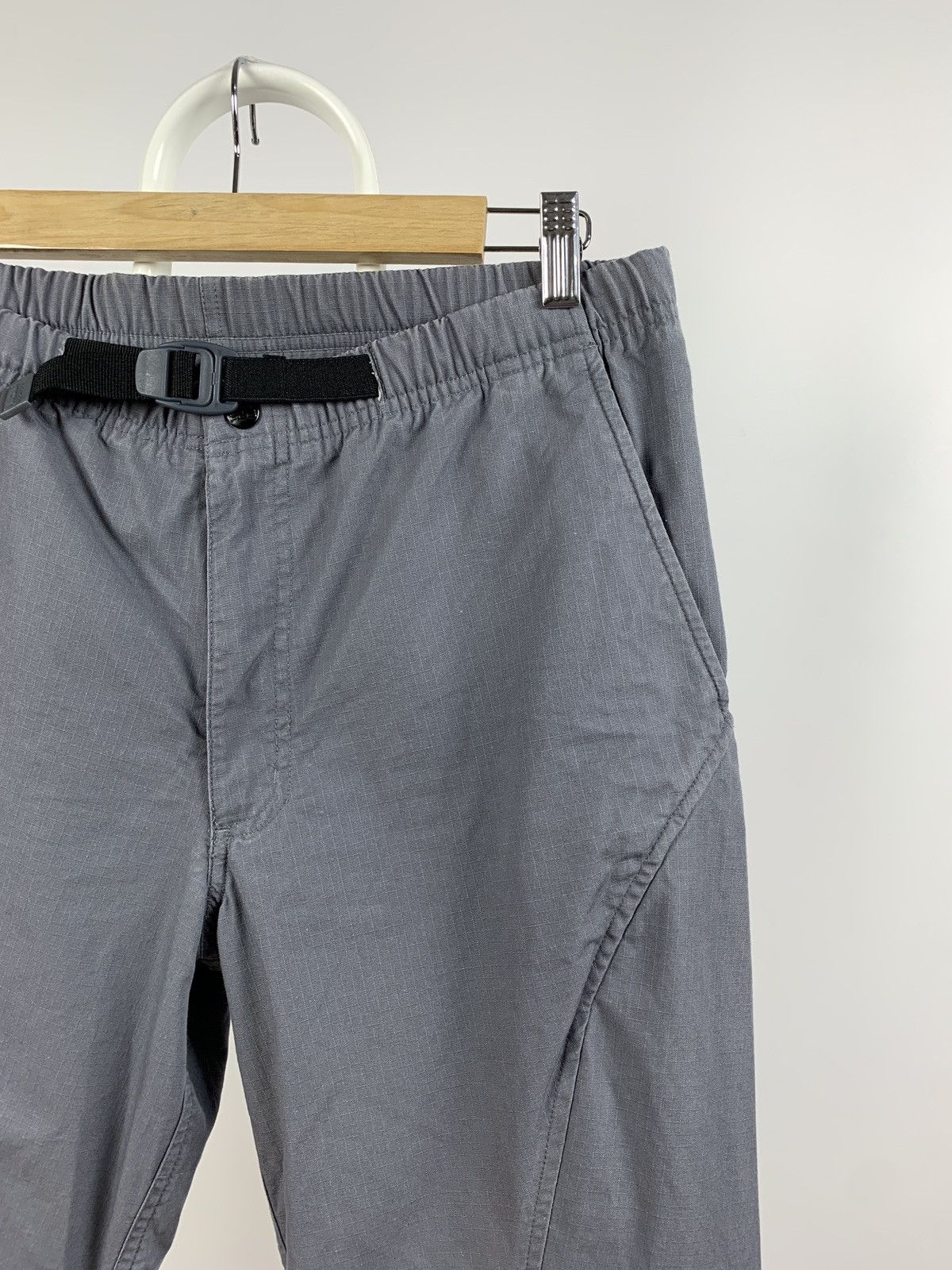 Nike ACG 00s Vintage Nike ACG Grey Like Cargo Pants Size US 30 / EU 46 - 7 Thumbnail