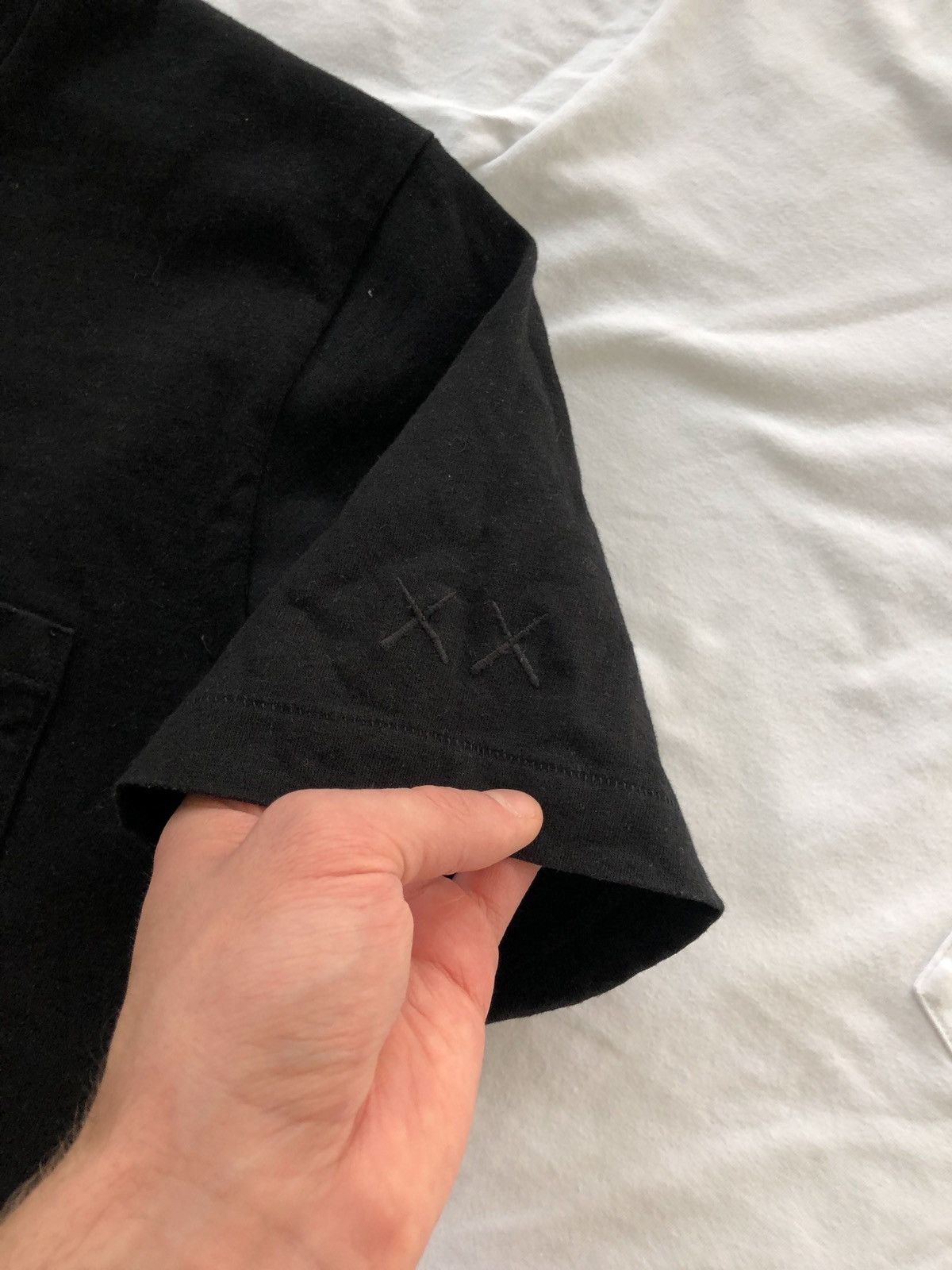 Kaws × Uniqlo x2 Uniqlo Sesame Street x Kaws Tee Size US S / EU 44-46 / 1 - 5 Thumbnail