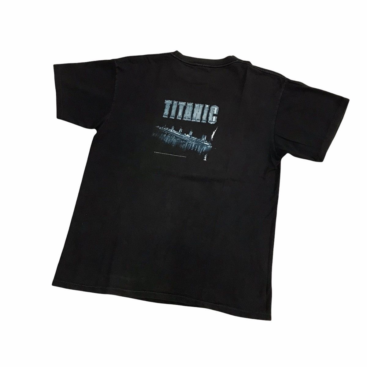 Rockstar Games Vintage True Bootleg 90s LEONARDO DICAPRIO TITANIC Movie Tee Size US L / EU 52-54 / 3 - 10 Thumbnail