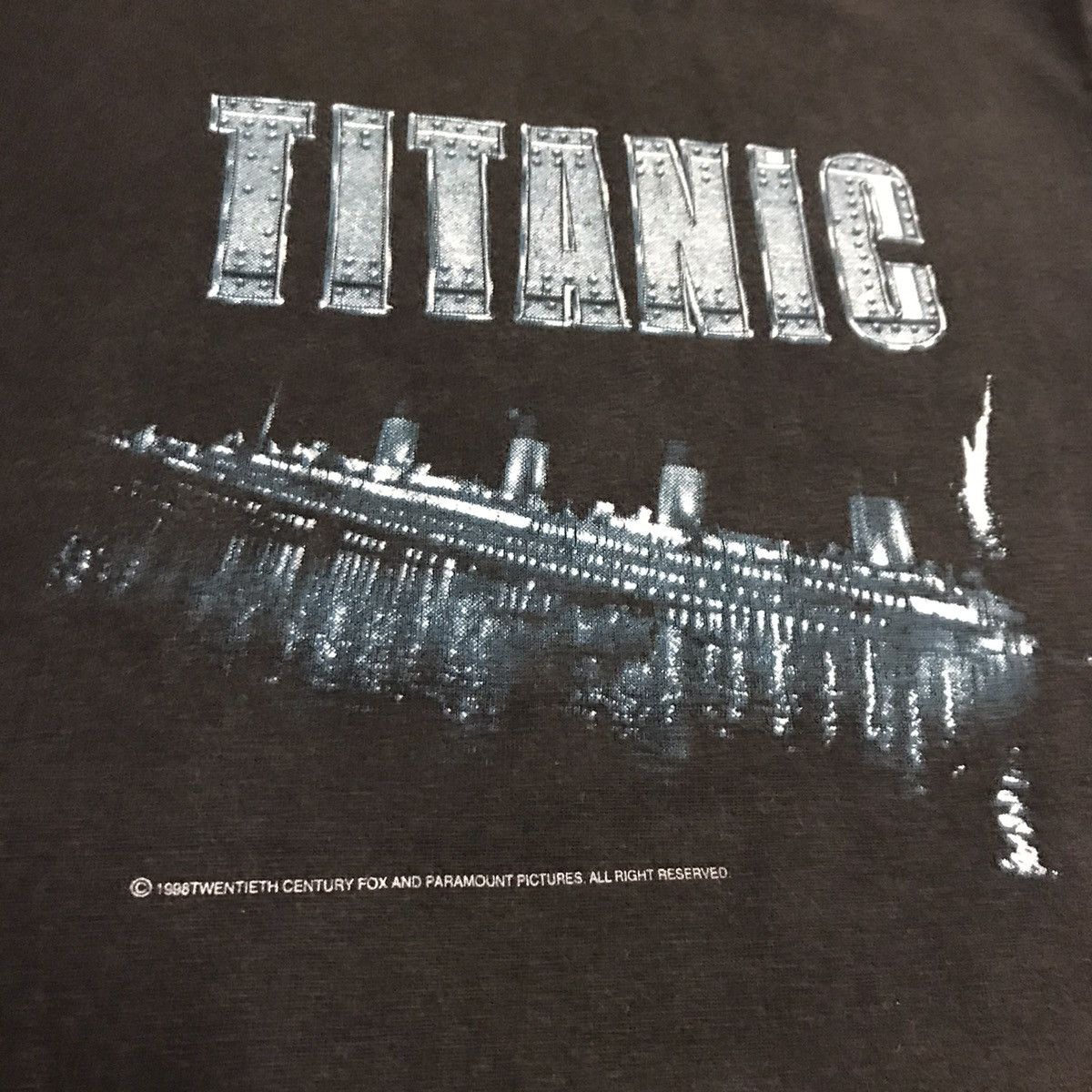 Rockstar Games Vintage True Bootleg 90s LEONARDO DICAPRIO TITANIC Movie Tee Size US L / EU 52-54 / 3 - 8 Thumbnail