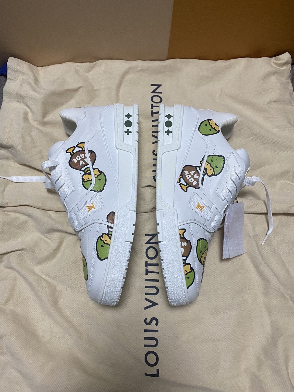 お歳暮 時期 Human Made Trainer LV Vuitton Louis Nigo × Vuitton Louis × 靴