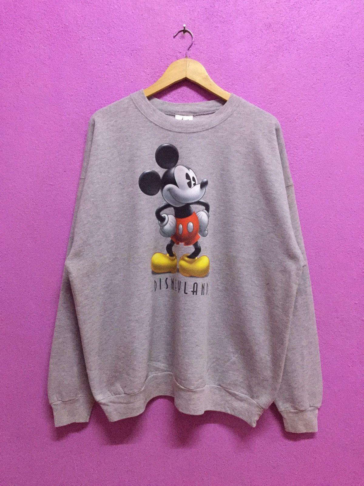 Disney Vintage 90’s Mickey Mouse Disneyland Sweatshirts Size XL Size US XL / EU 56 / 4 - 1 Thumbnail