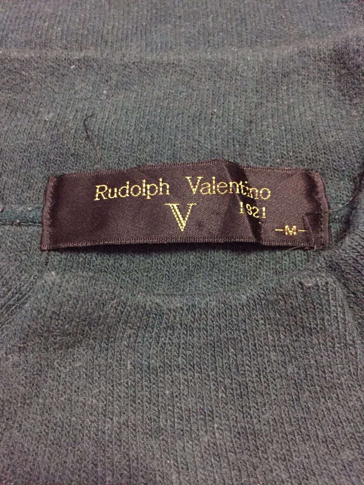 Valentino Vintage 90’s Rudolph Valentino 1921 Sweatshirts Size M Size US M / EU 48-50 / 2 - 3 Thumbnail