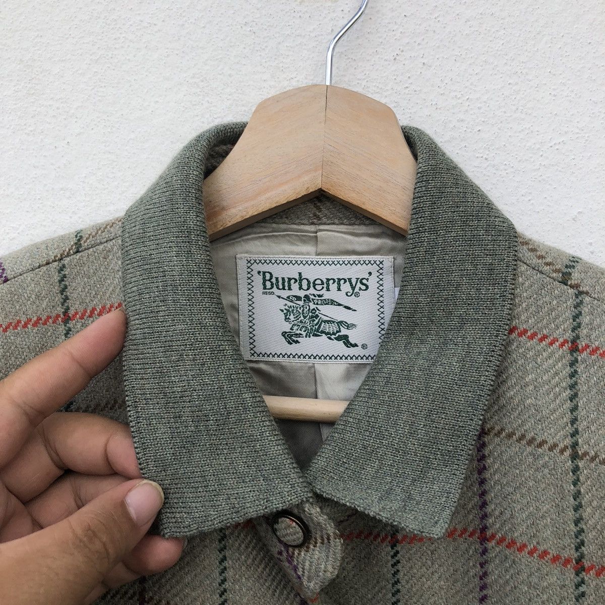 Burberry VINTAGE BURBERRYS JACKET TARTAN DESIGN Size US L / EU 52-54 / 3 - 6 Thumbnail