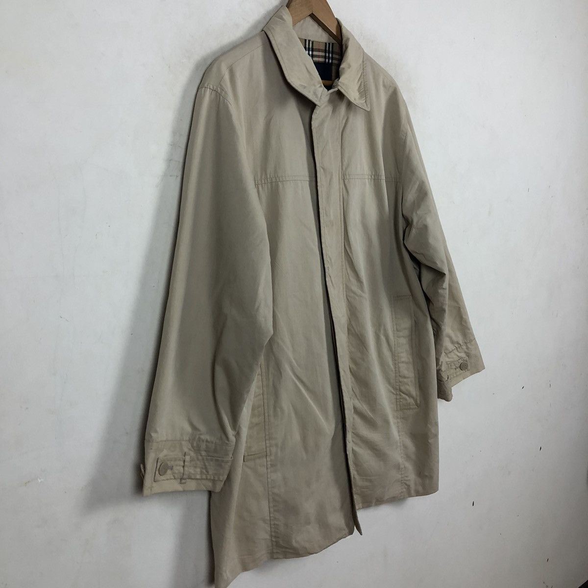 Burberry BURBERRY LONDON NOVA CHECKED JACKET Size US M / EU 48-50 / 2 - 4 Thumbnail