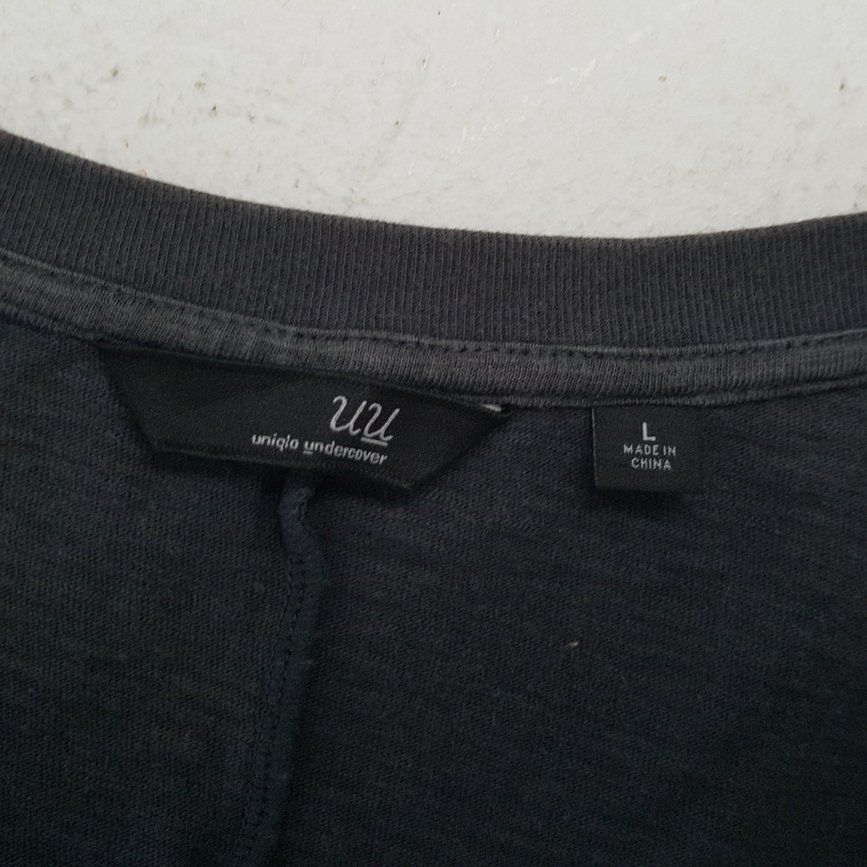 Undercover × Uniqlo UNIQLO X UNDERCOVER Skulls Design Logo Custom Tshirt Size US L / EU 52-54 / 3 - 8 Thumbnail