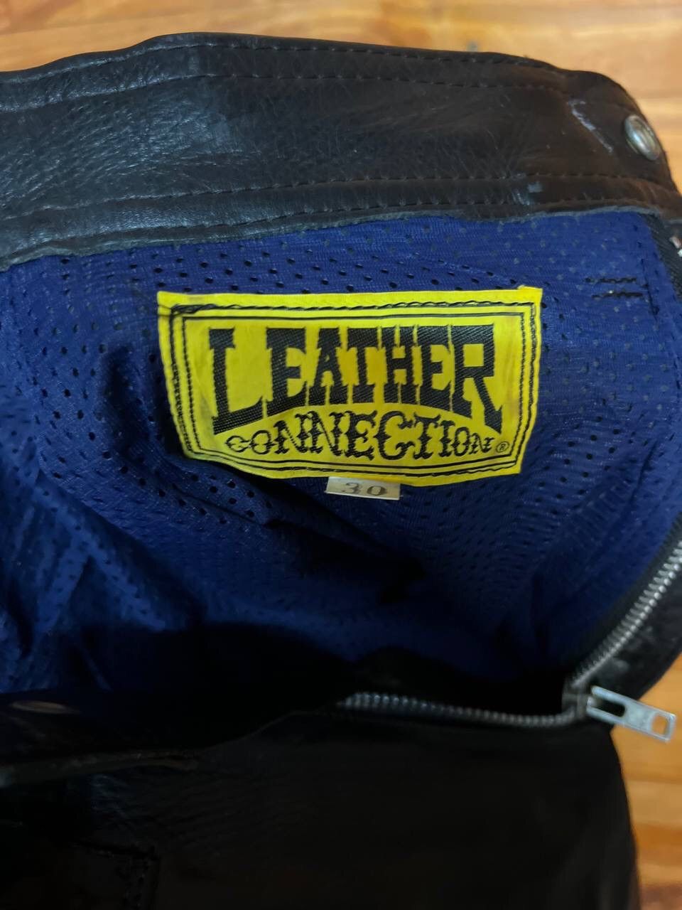 Genuine Leather VINTAGE LEATHER CONNECTION BIKER PANTS SIZE 28 Size US 28 / EU 44 - 15 Thumbnail