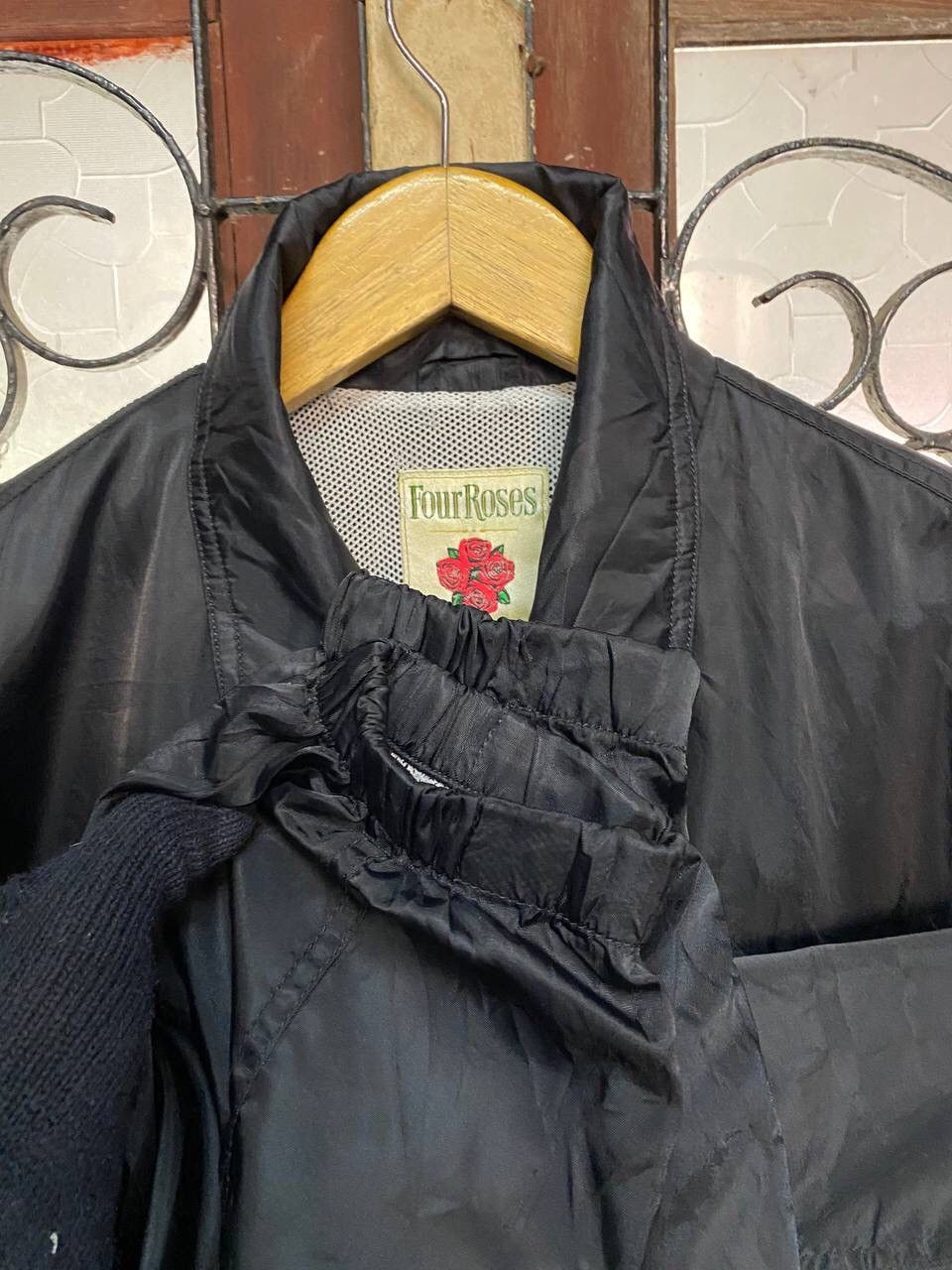 Japanese Brand Four Roses Black Nylon Jacket Size US XL / EU 56 / 4 - 11 Thumbnail