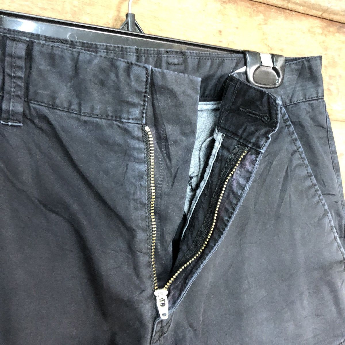 Japanese Brand Uniqlo Dark Blue Multipocket Cargo Pants #c953 Size US 31 - 7 Thumbnail