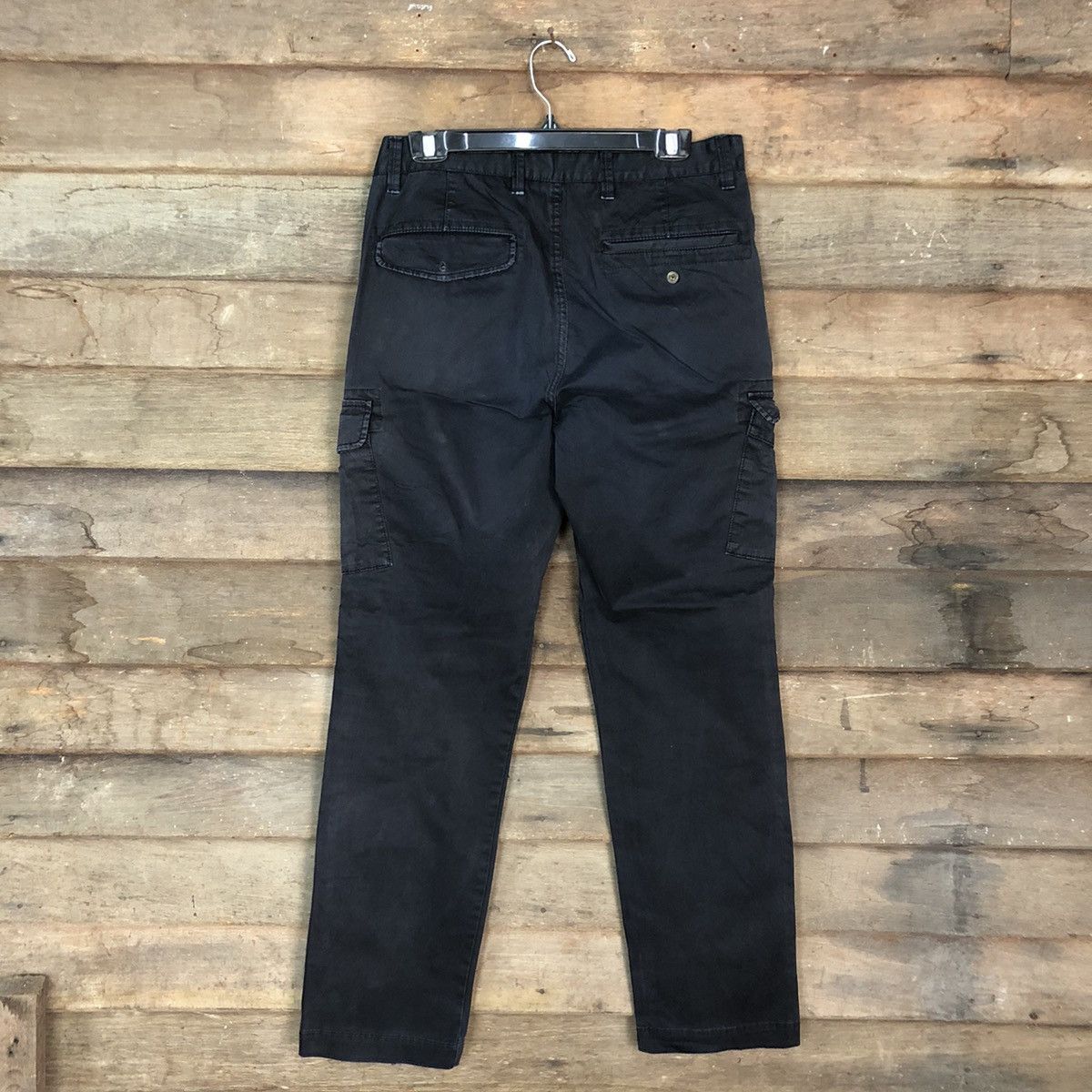 Japanese Brand Uniqlo Dark Blue Multipocket Cargo Pants #c953 Size US 31 - 8 Thumbnail