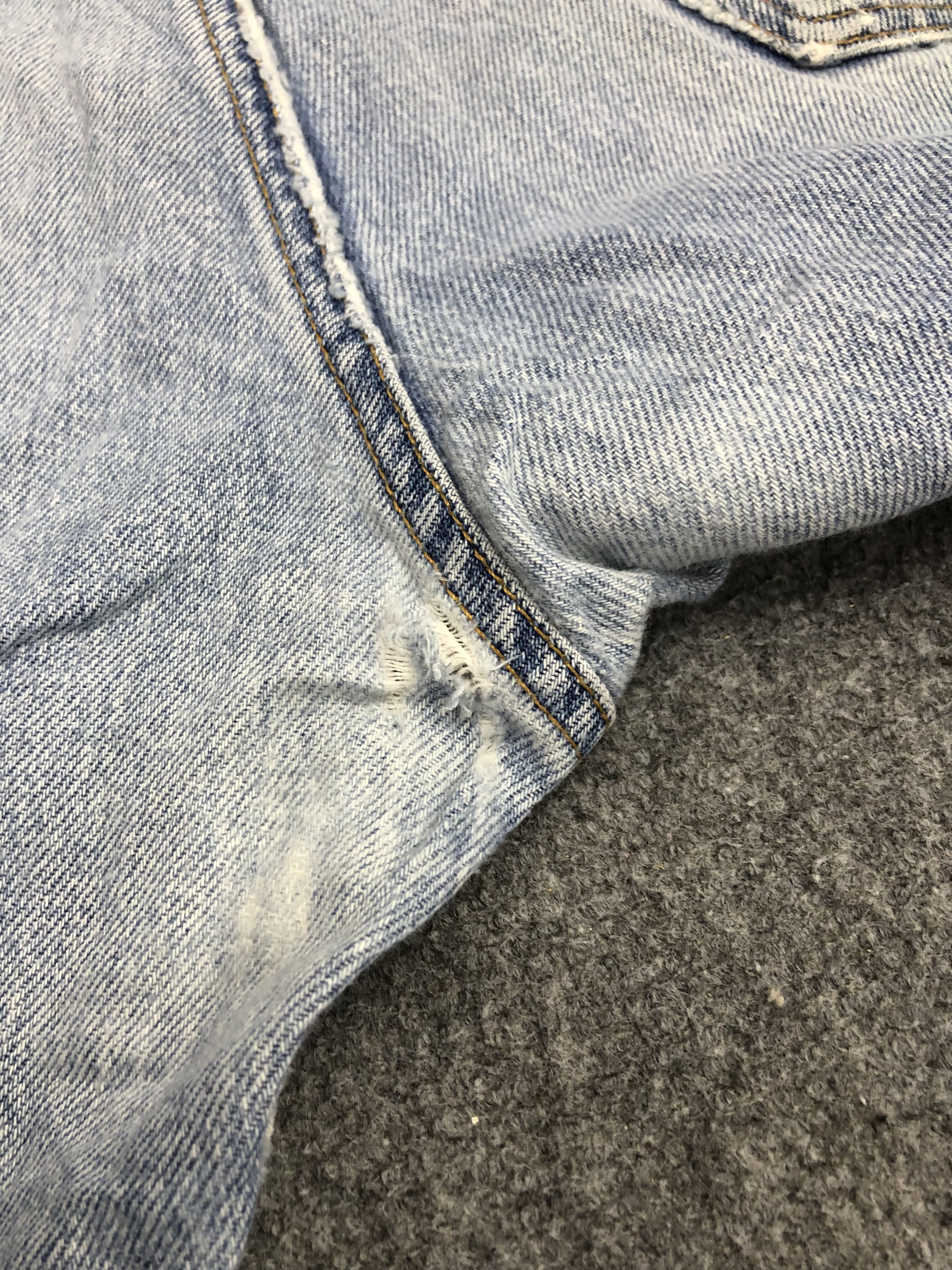 Levi's Vintage 90s Levis 505 Light Wash Denim DP1144 Size US 32 / EU 48 - 12 Thumbnail