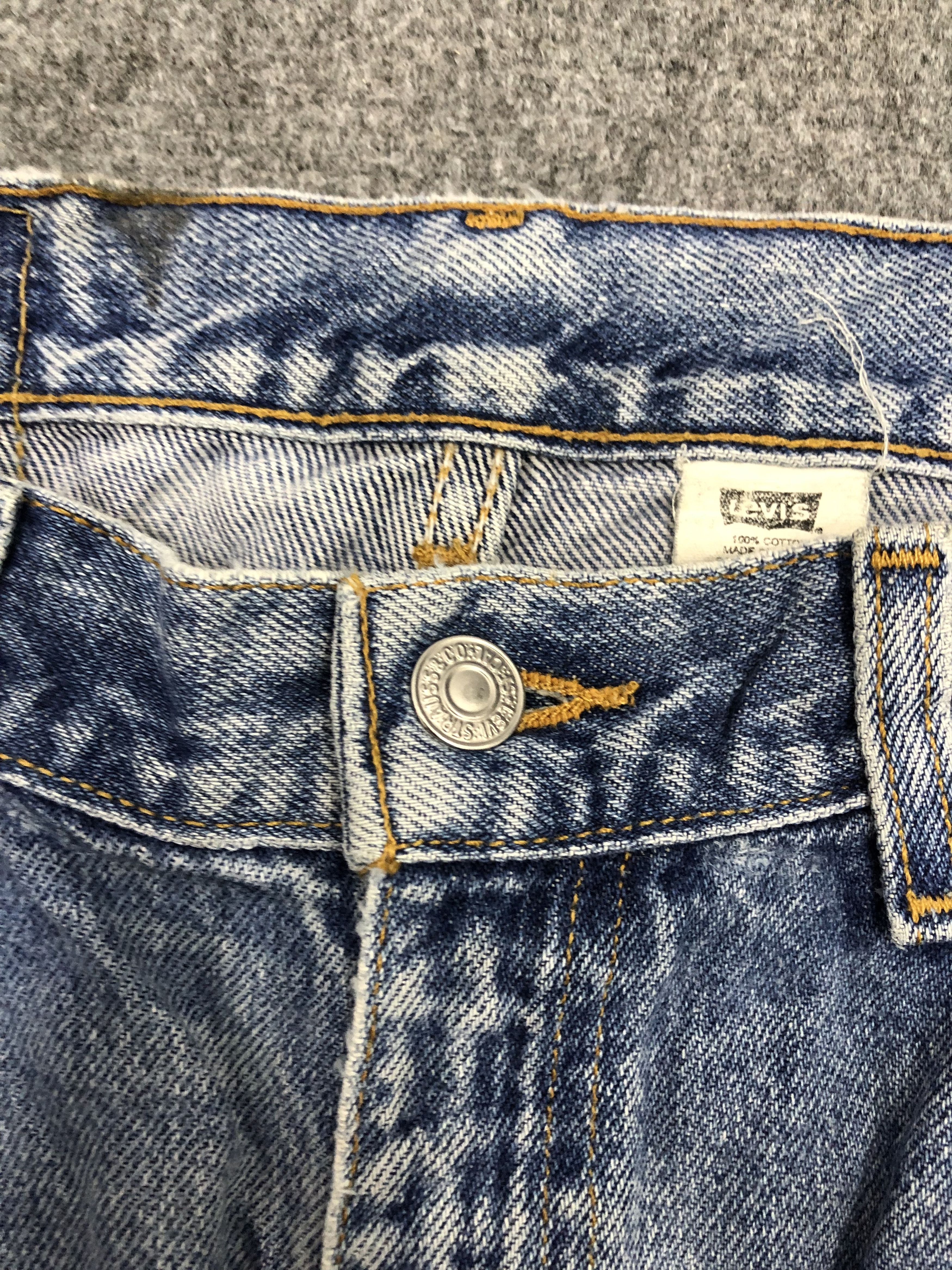 Levi's Vintage 90s Levis 505 Light Wash Denim DP1144 Size US 32 / EU 48 - 9 Thumbnail