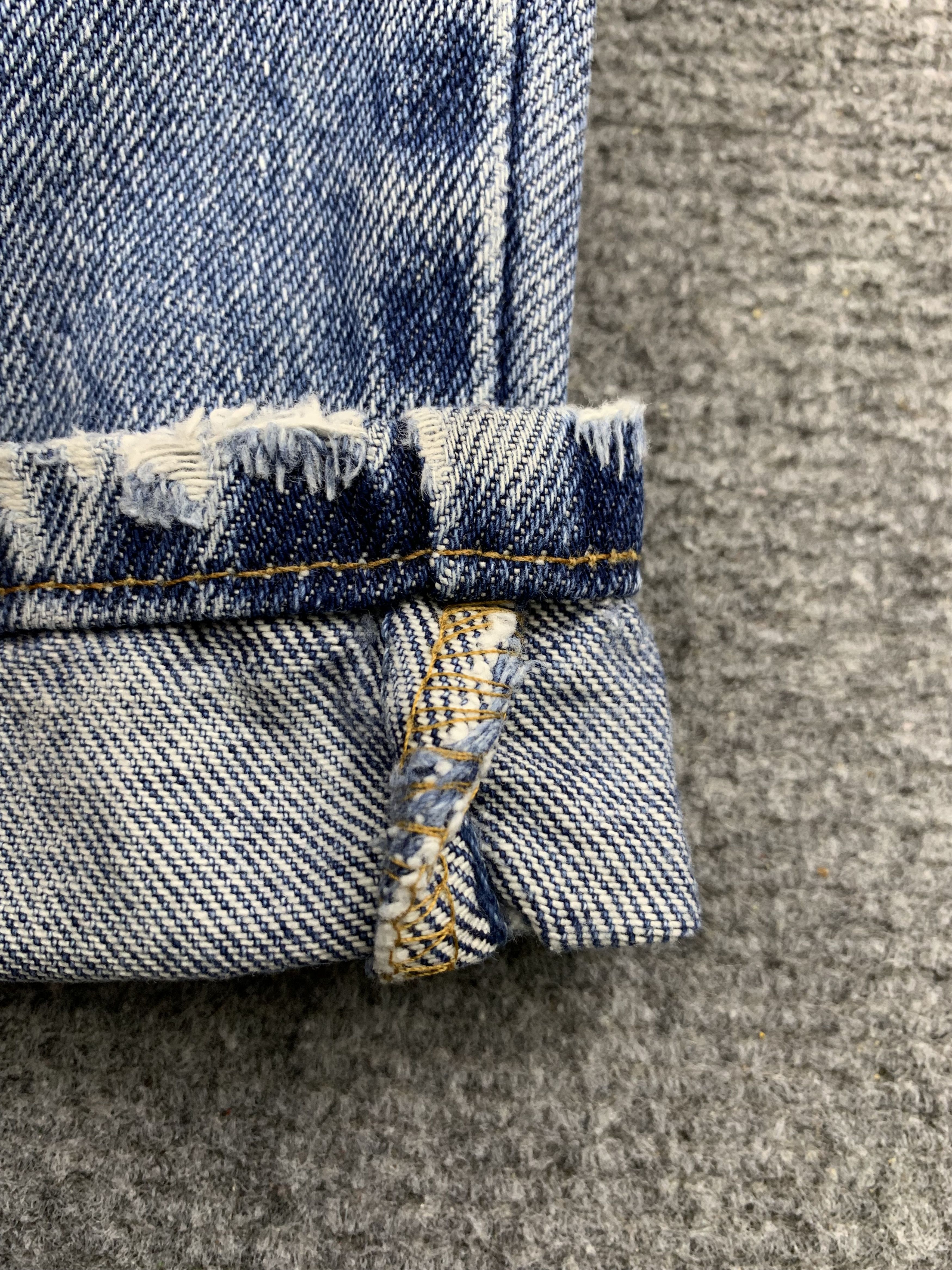 Levi's Vintage Levis 550 Light Wash Jeans DP1826 Size US 32 / EU 48 - 9 Thumbnail