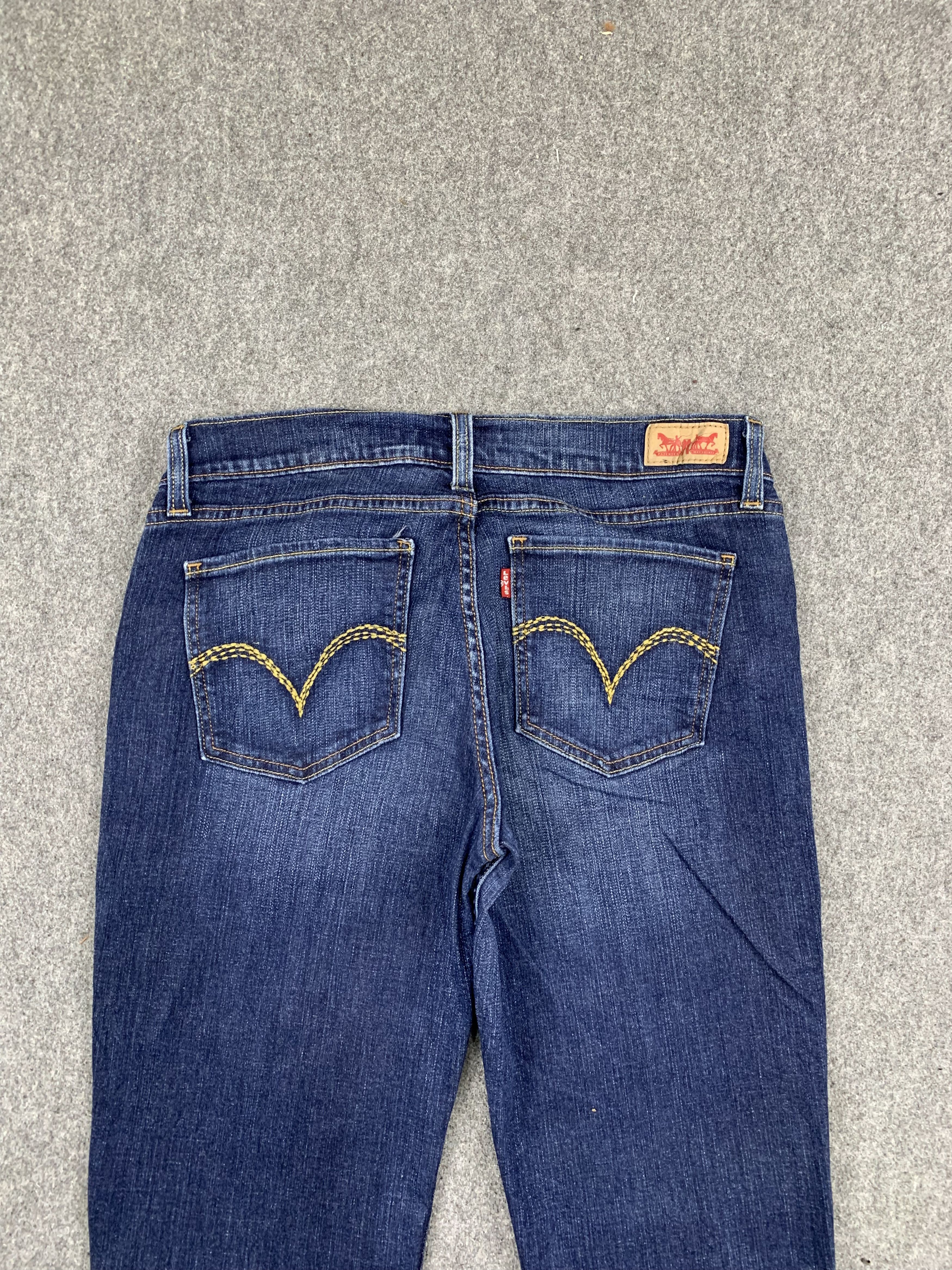 Levi's Vintage Levis 524 Flared Bootcut Jeans DP1830 Size US 32 / EU 48 - 5 Thumbnail