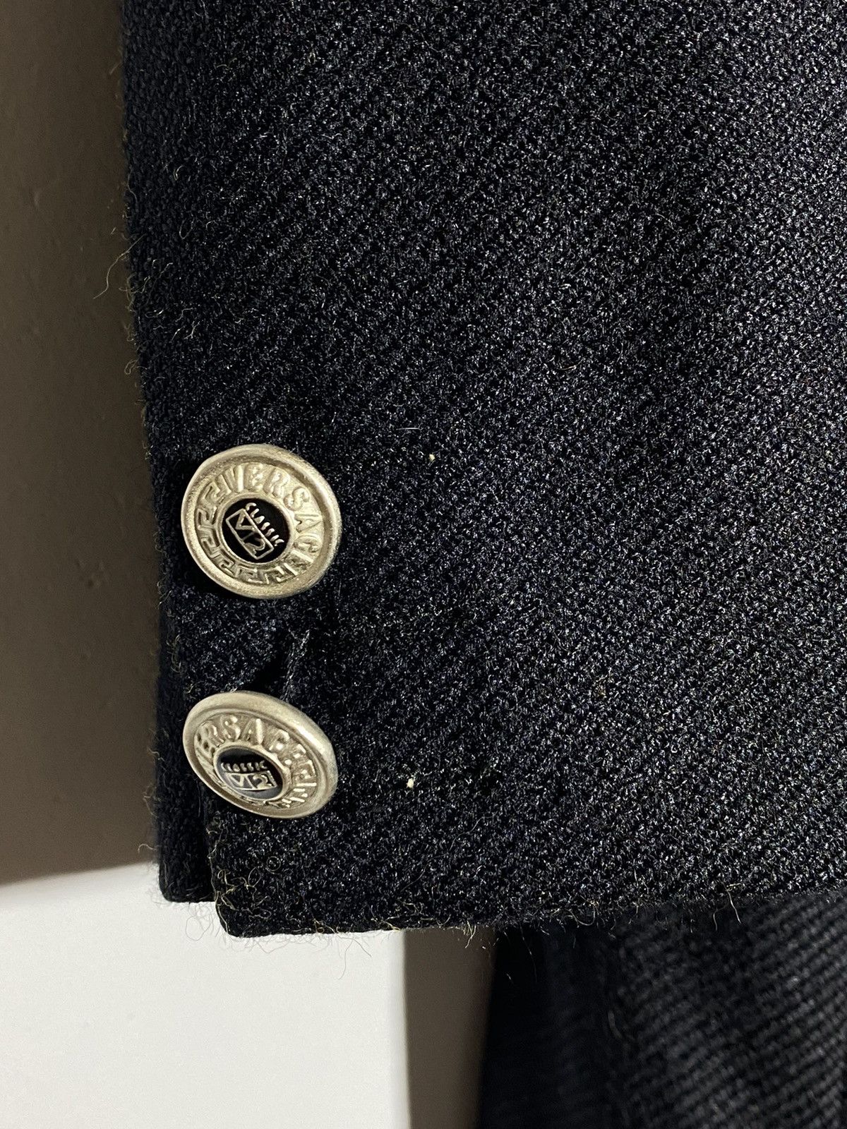 Vintage Vintage 90’s Versace Classic V2 wool blazer Size 40R - 7 Thumbnail