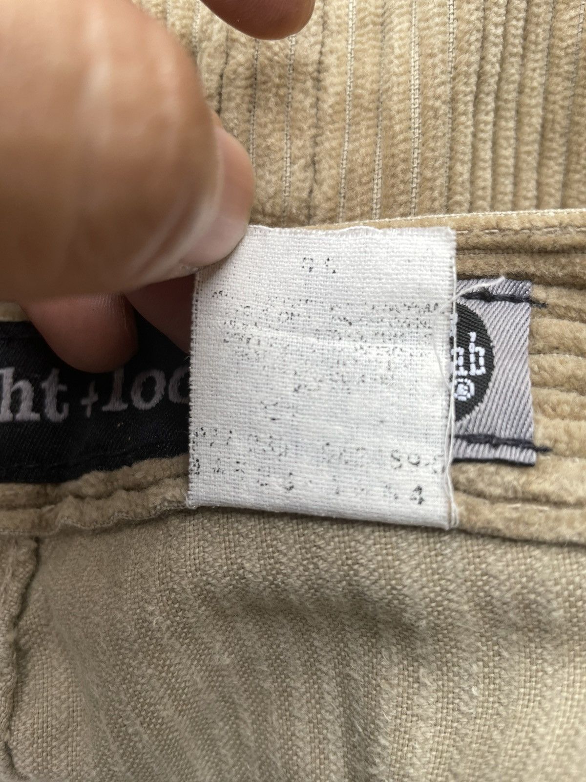 Levi's Levi’s Baggy Silver Tab Vintage Coduroy Size US 33 - 12 Thumbnail