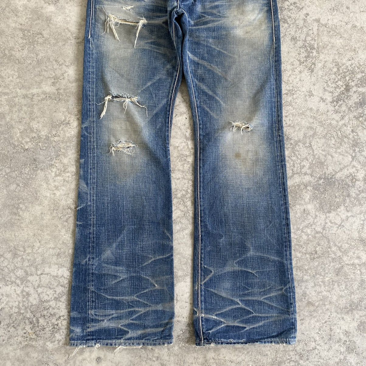 Vintage Ufin & Sons Made In Japan Faded Blue Distressed Flared Jeans Size US 31 - 4 Thumbnail